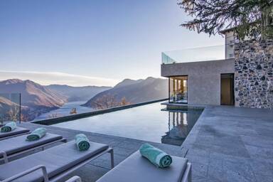 Villa Deluca - available to rent with Bluemoon