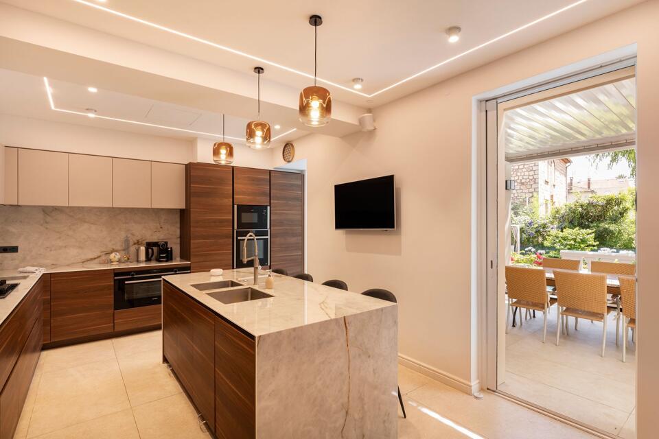 Villa Ellya Gallery Image 2
