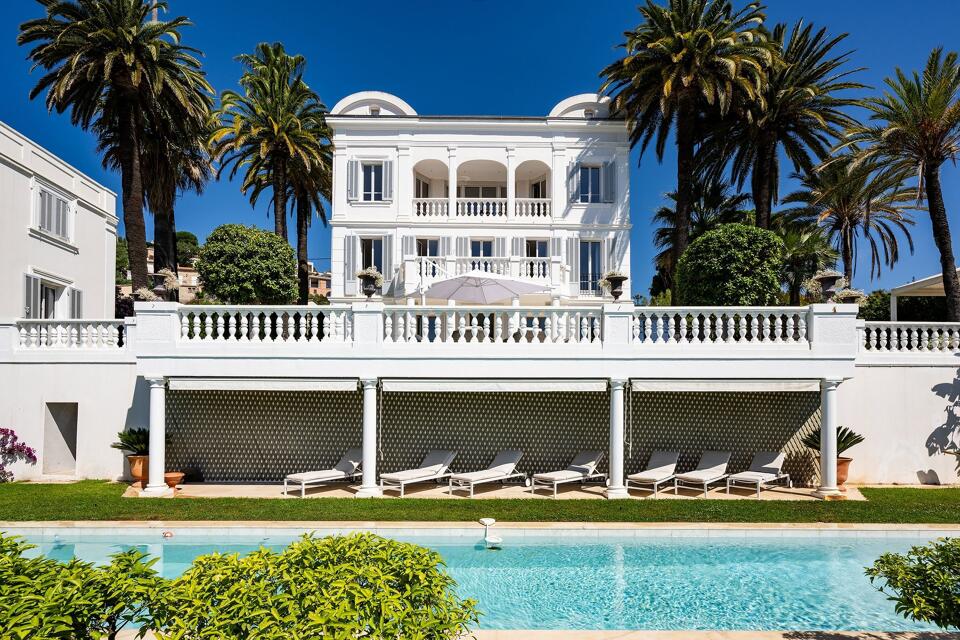 Villa Grand Siecle Gallery Image 1