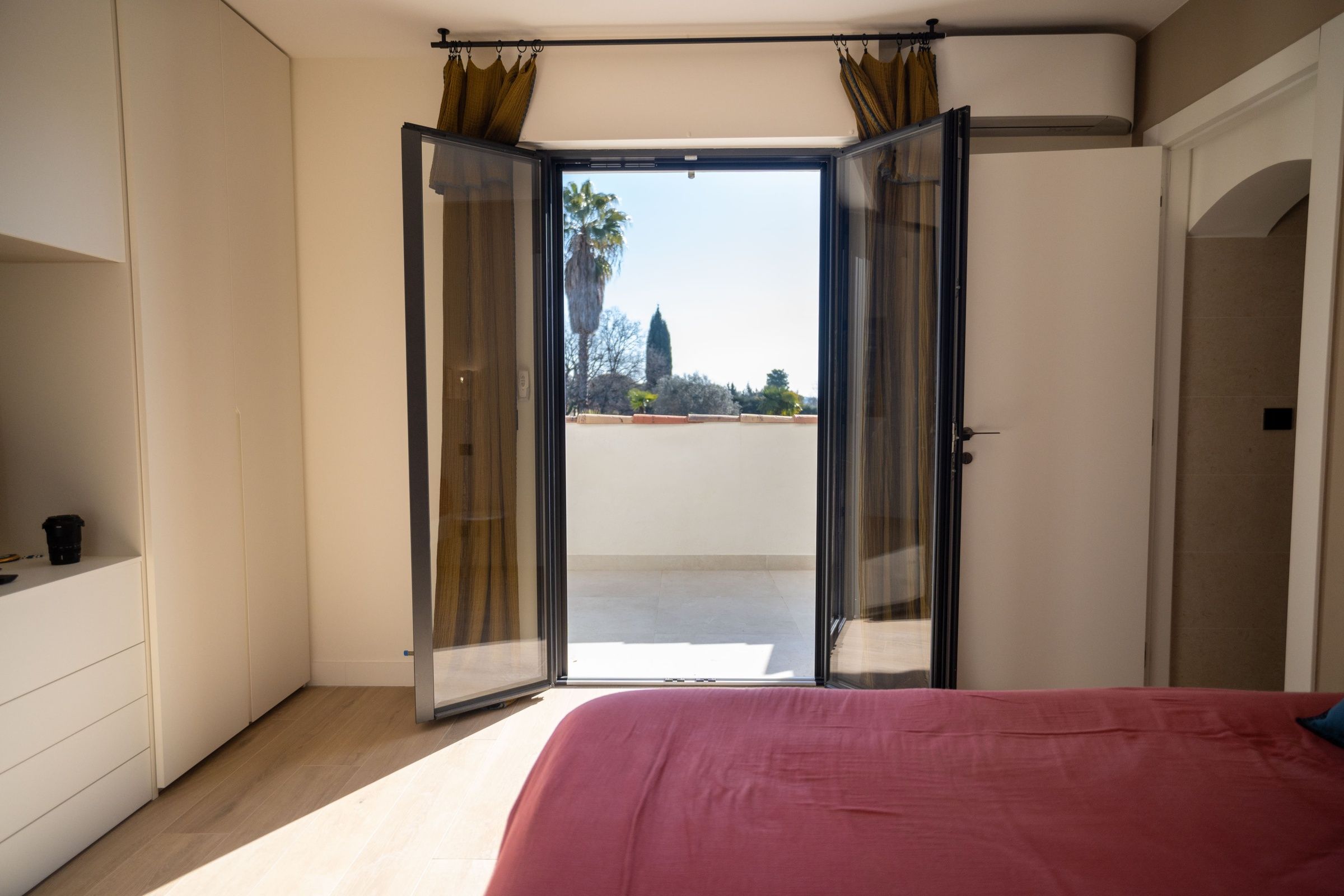 Villa Louvia Gallary Image 2