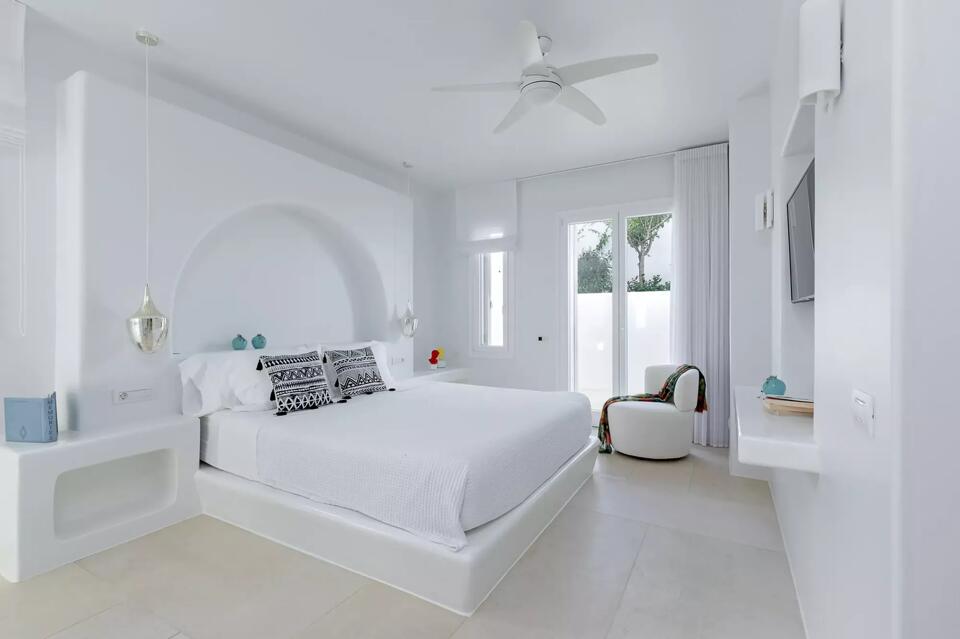 Villa Lya Gallery Image 1
