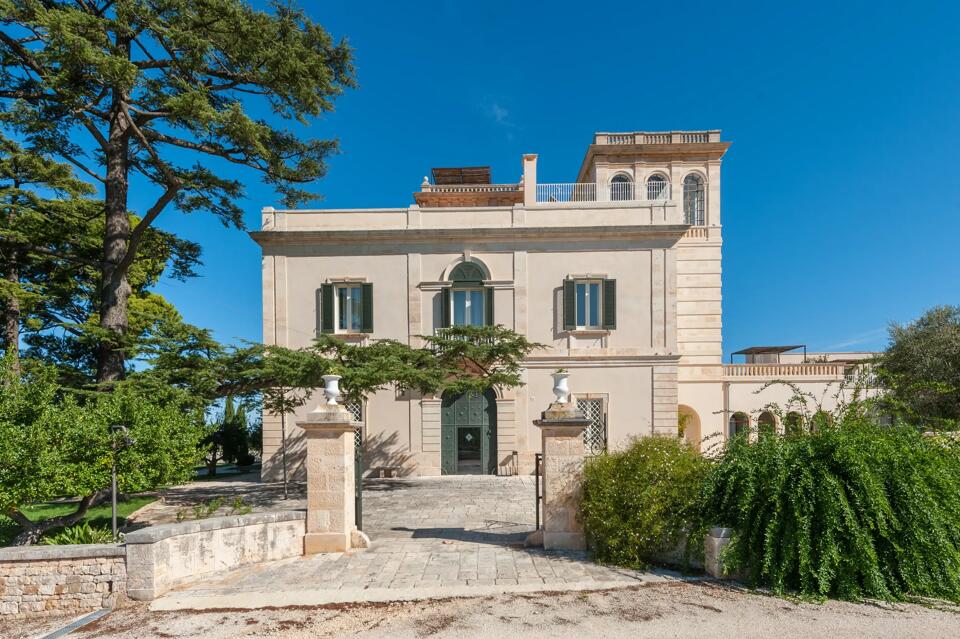 Villa Maestosa Gallery Image 2