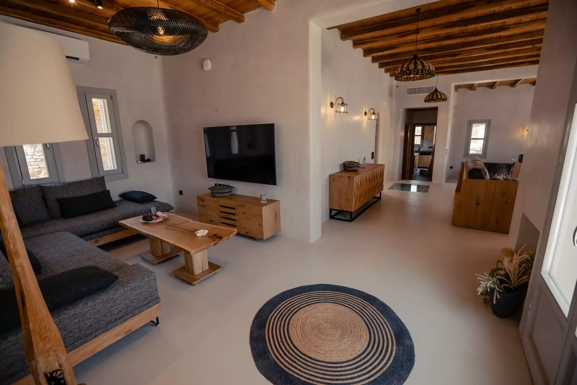 Villa Rhea Gallary Image 1