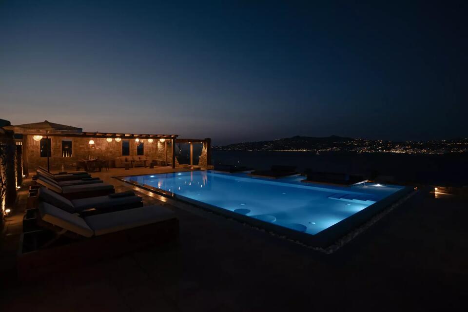 Villa Rhea Gallery Image 3