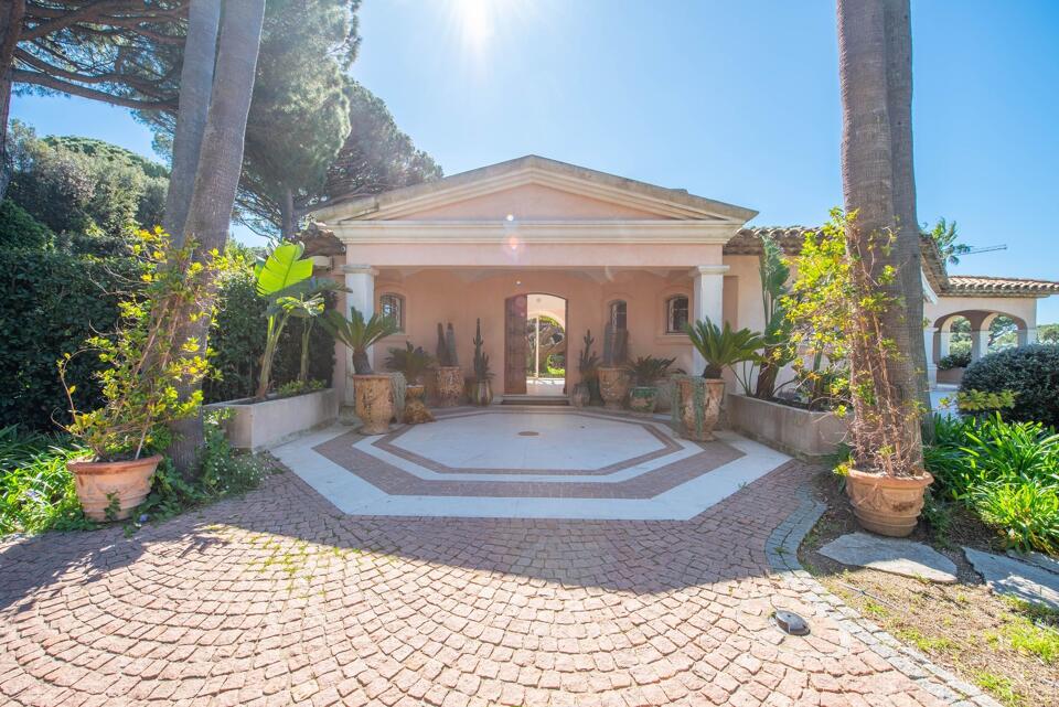 Villa Rosamora Gallery Image 1