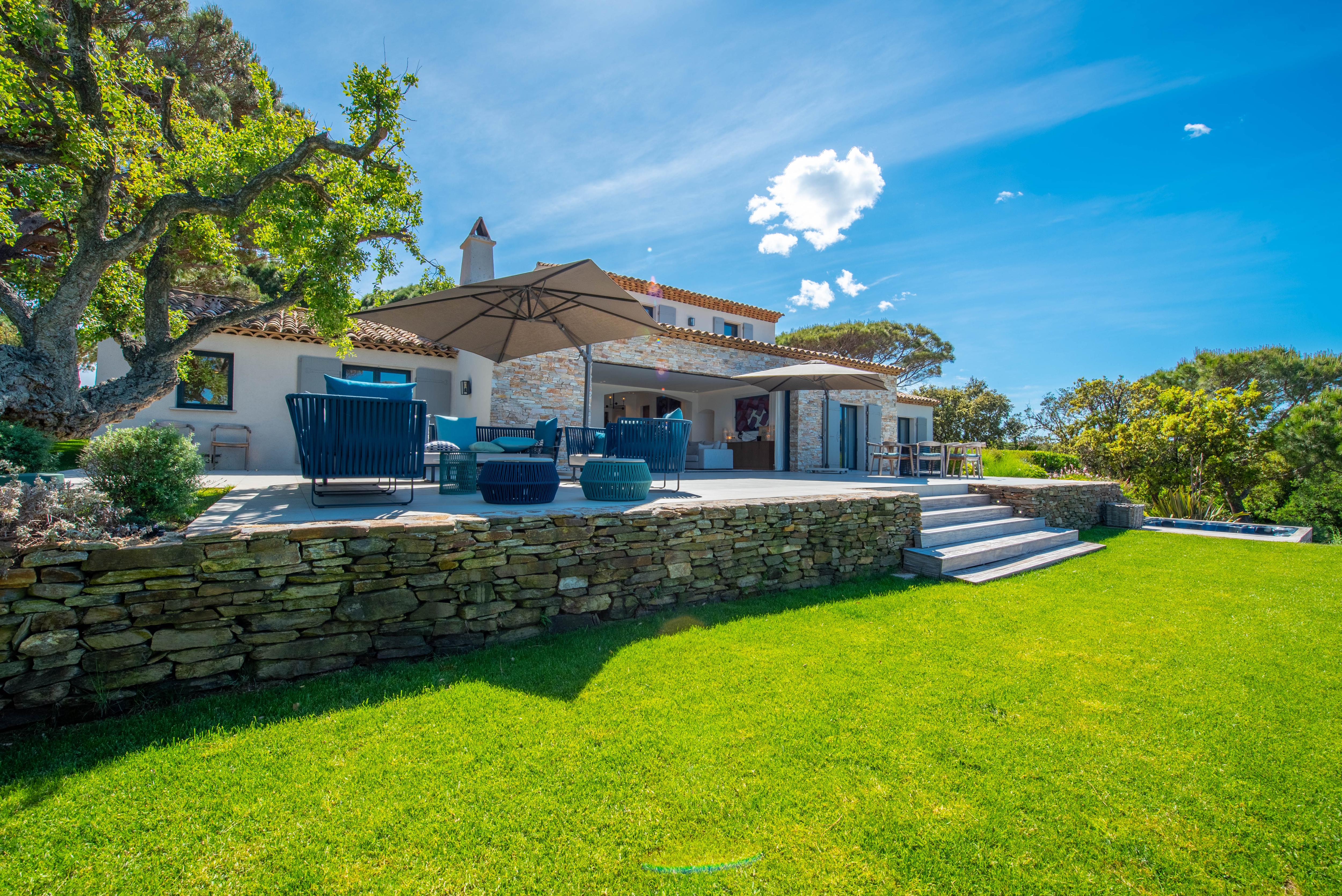 villa-sea-view-image-3