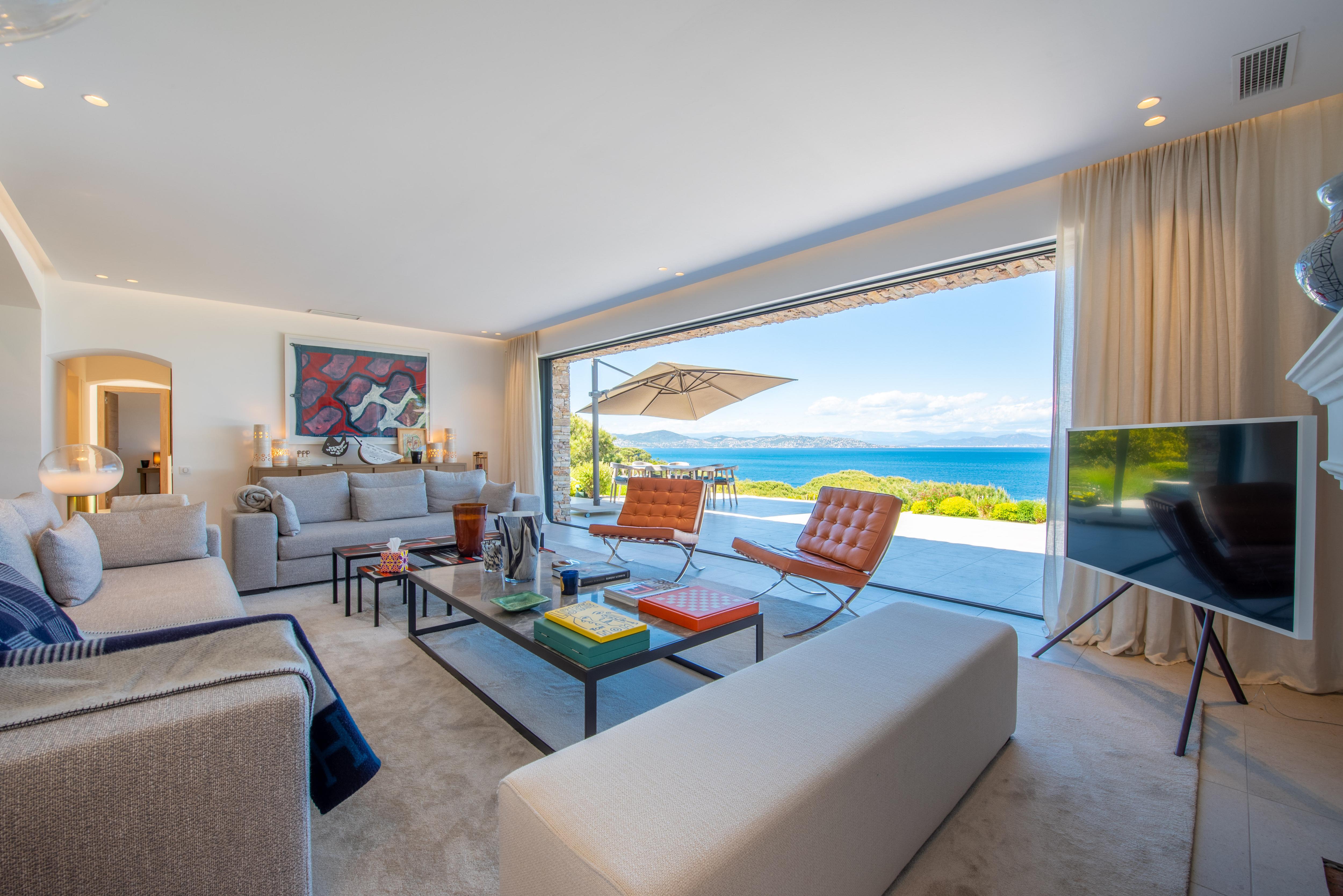 Villa Sea view Gallary Image 2