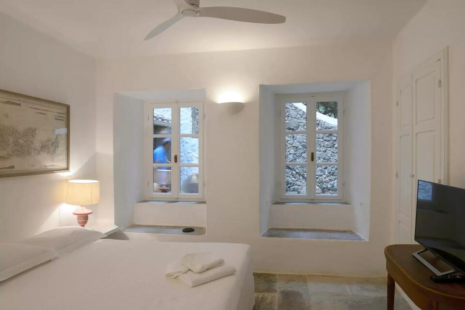 Villa Siena Gallery Image 6