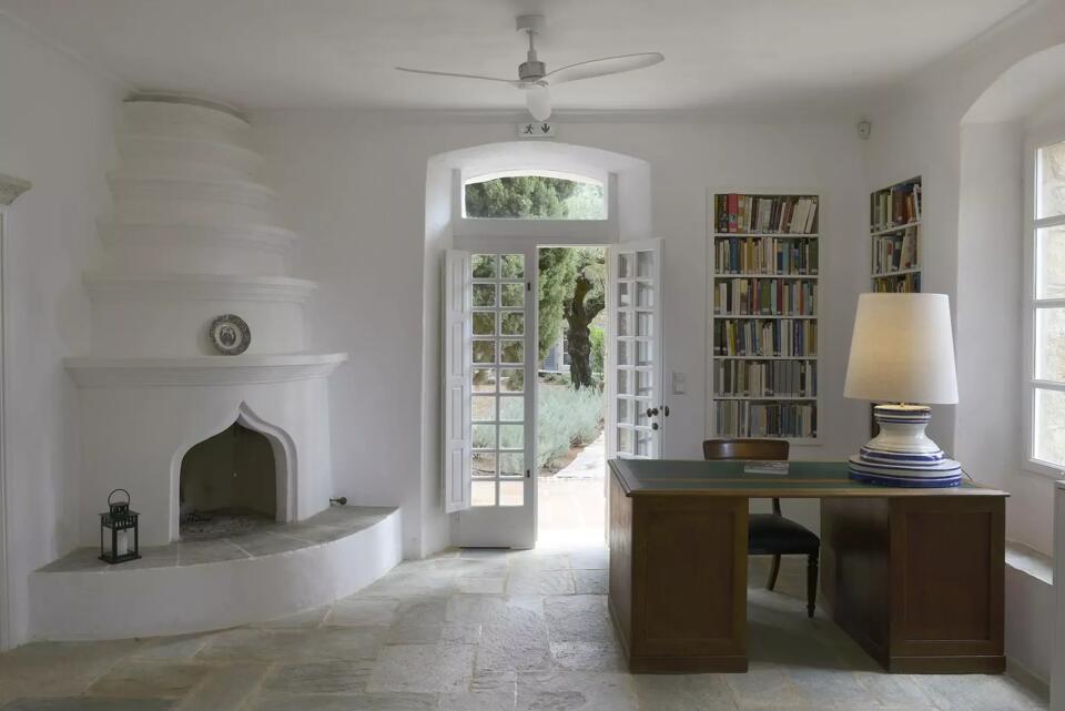 Villa Siena Gallery Image 1