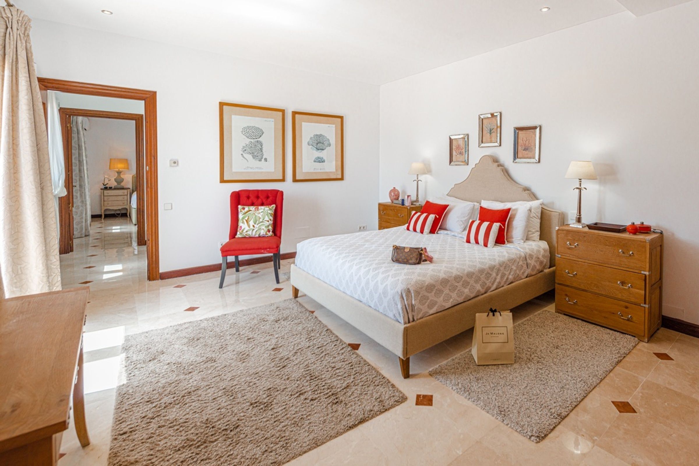 Villa Suzanna Gallary Image 4