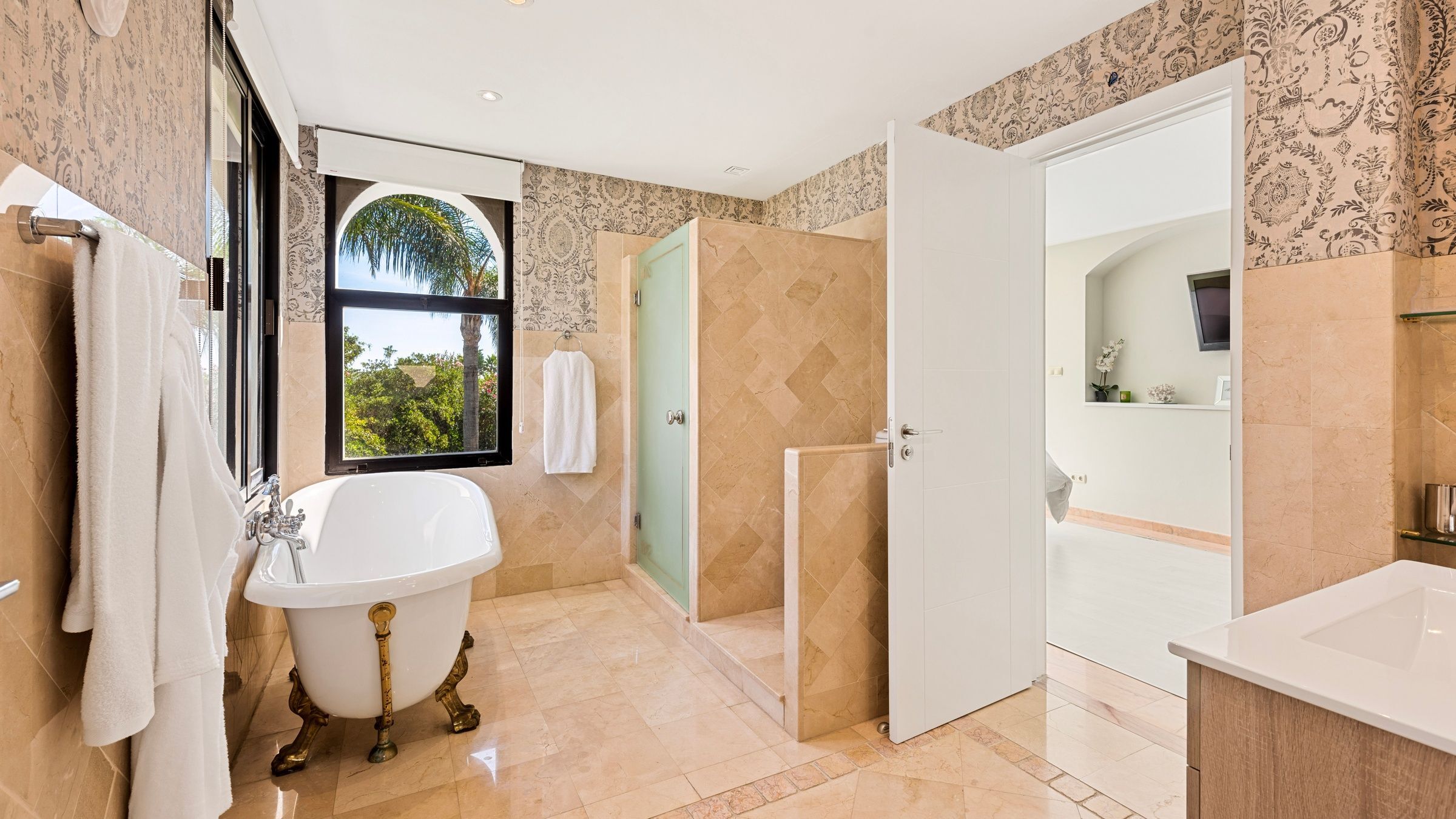 Villa Tesoro Gallary Image 1