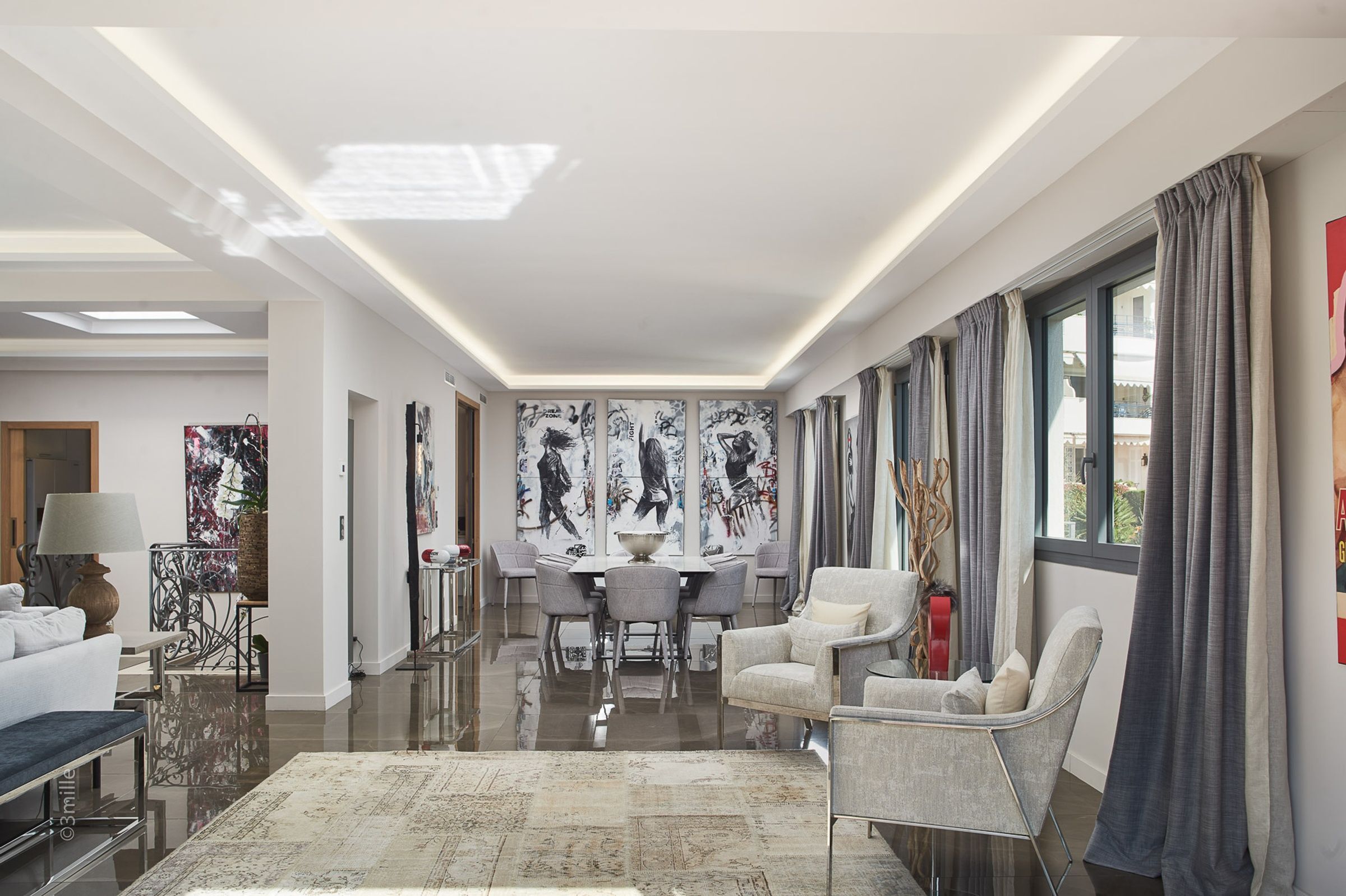 Villa des Arts Gallary Image 5