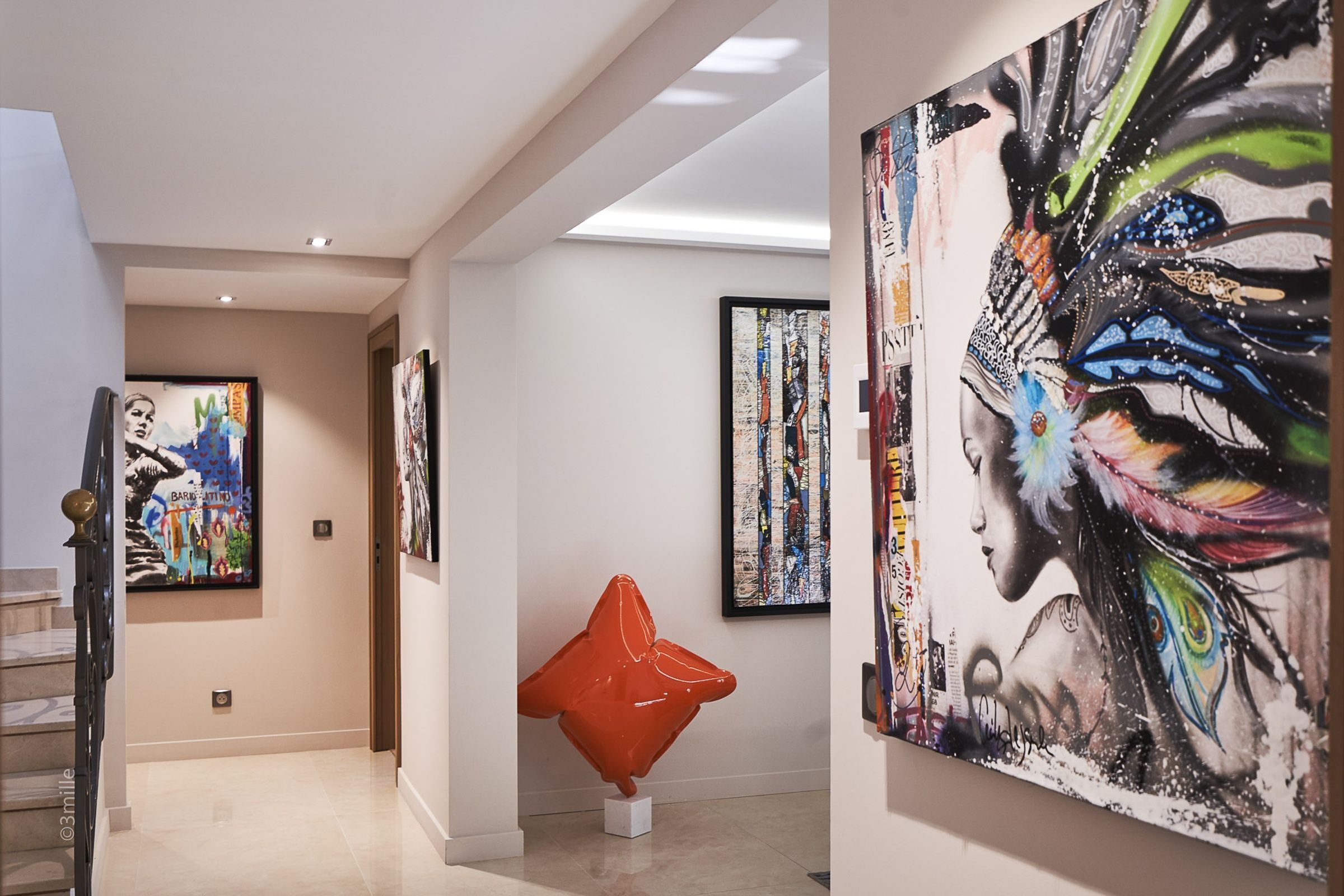 Villa des Arts Gallary Image 2