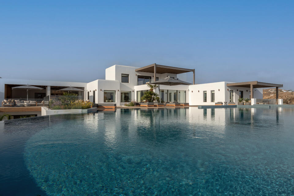 Lithos Residence Gallery Image 1