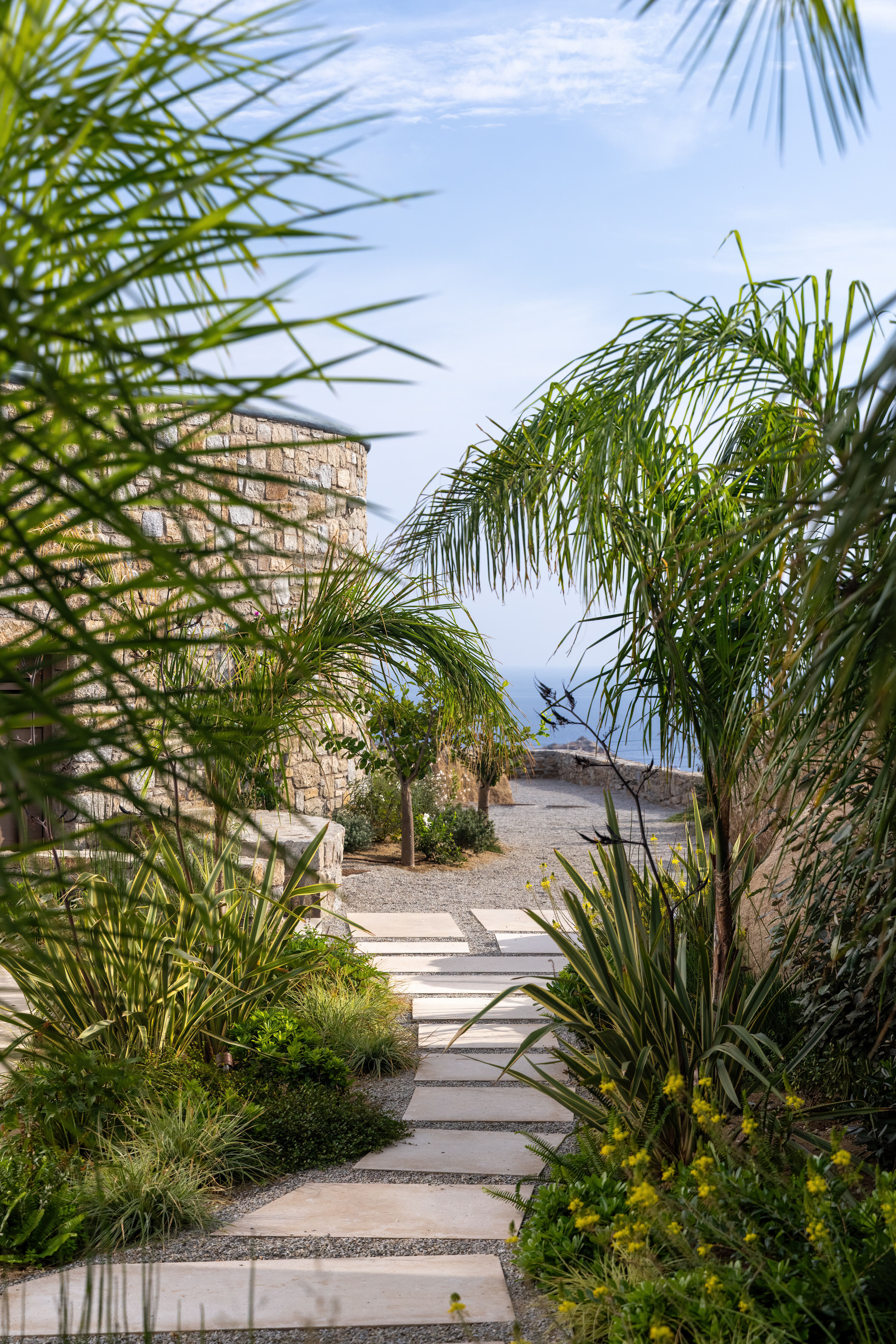 Lithos Residence Gallary Image 2