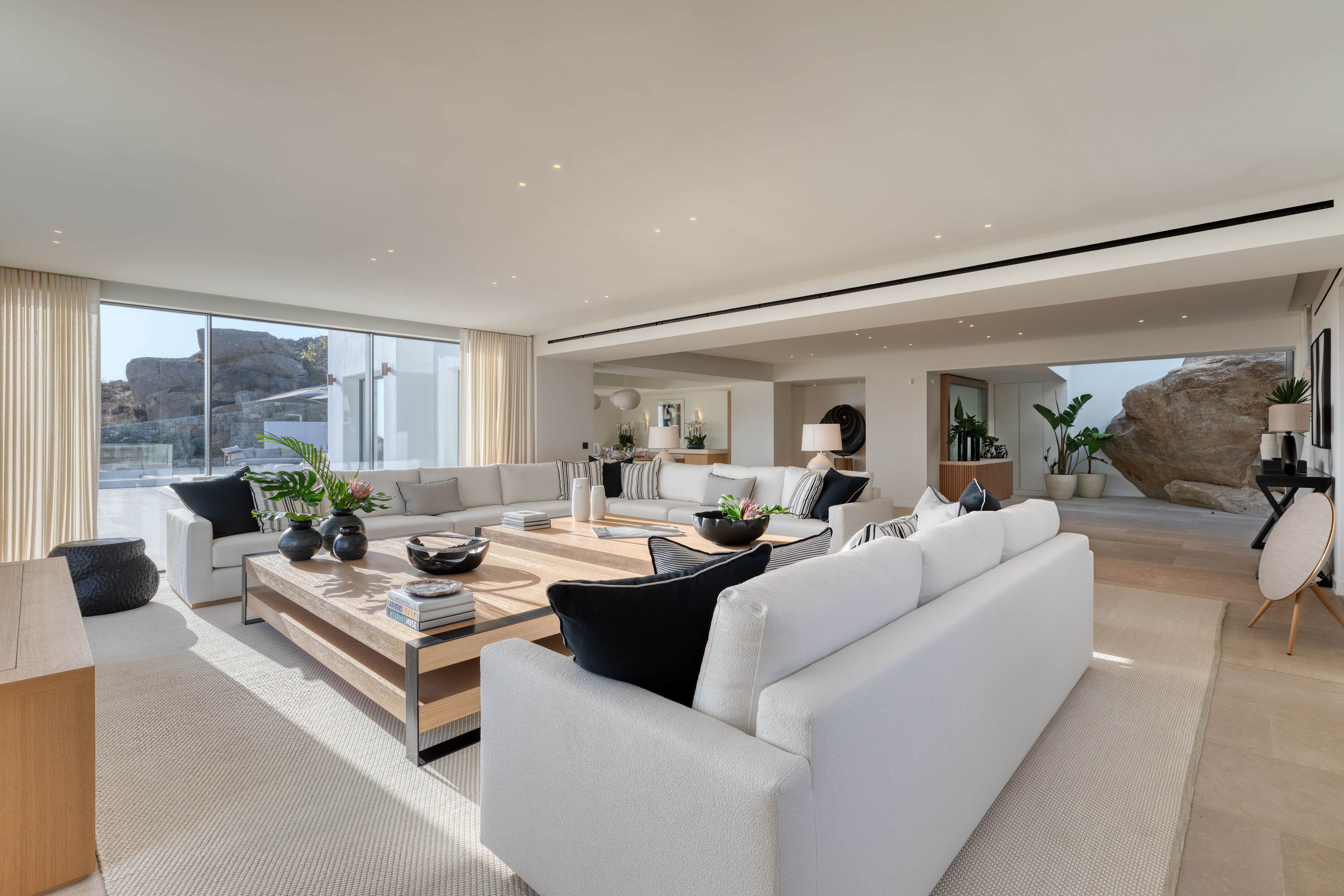 Lithos Residence Gallary Image 4