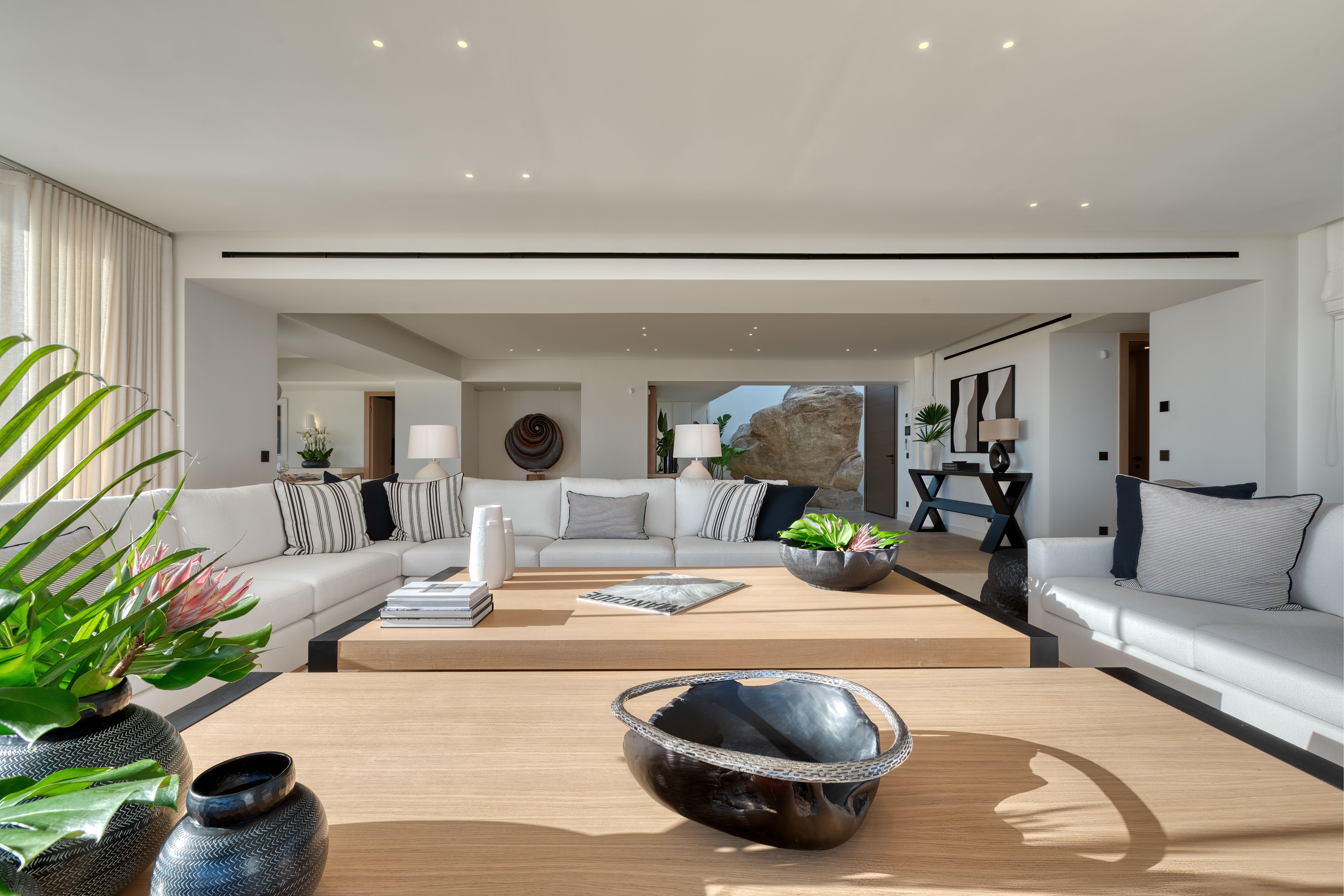Lithos Residence Gallary Image 5