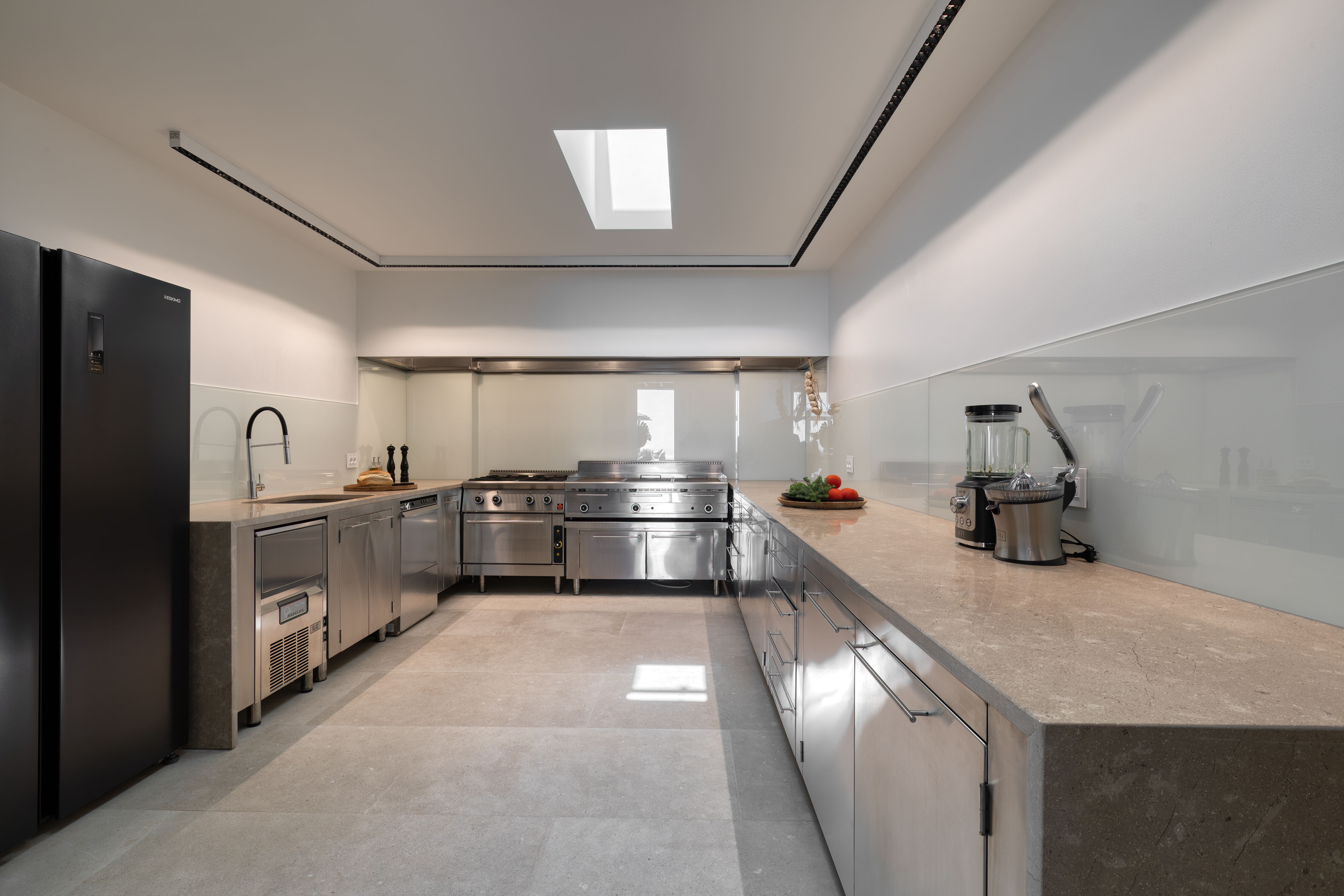 Lithos Residence Gallary Image 2