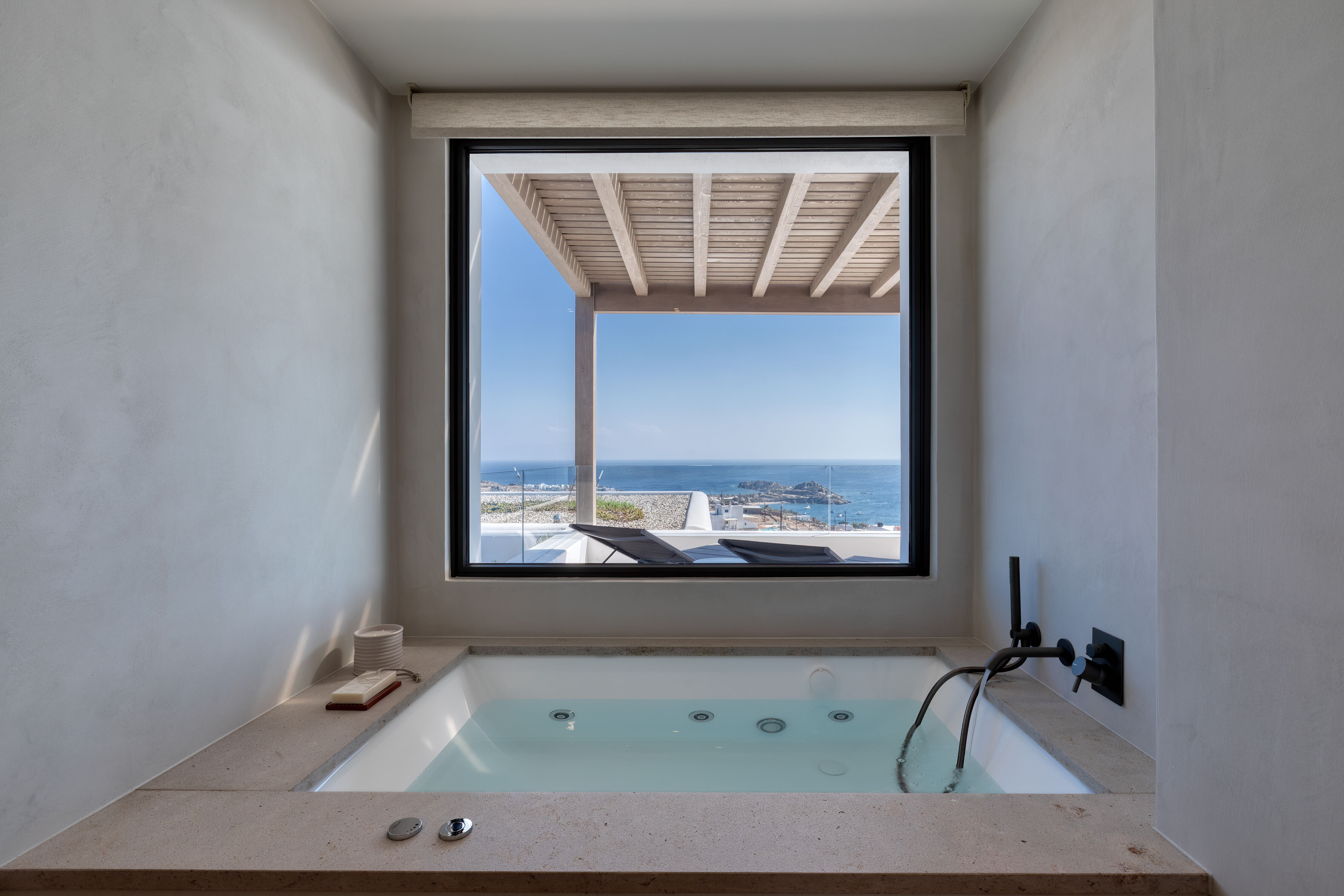 Lithos Residence Gallary Image 6