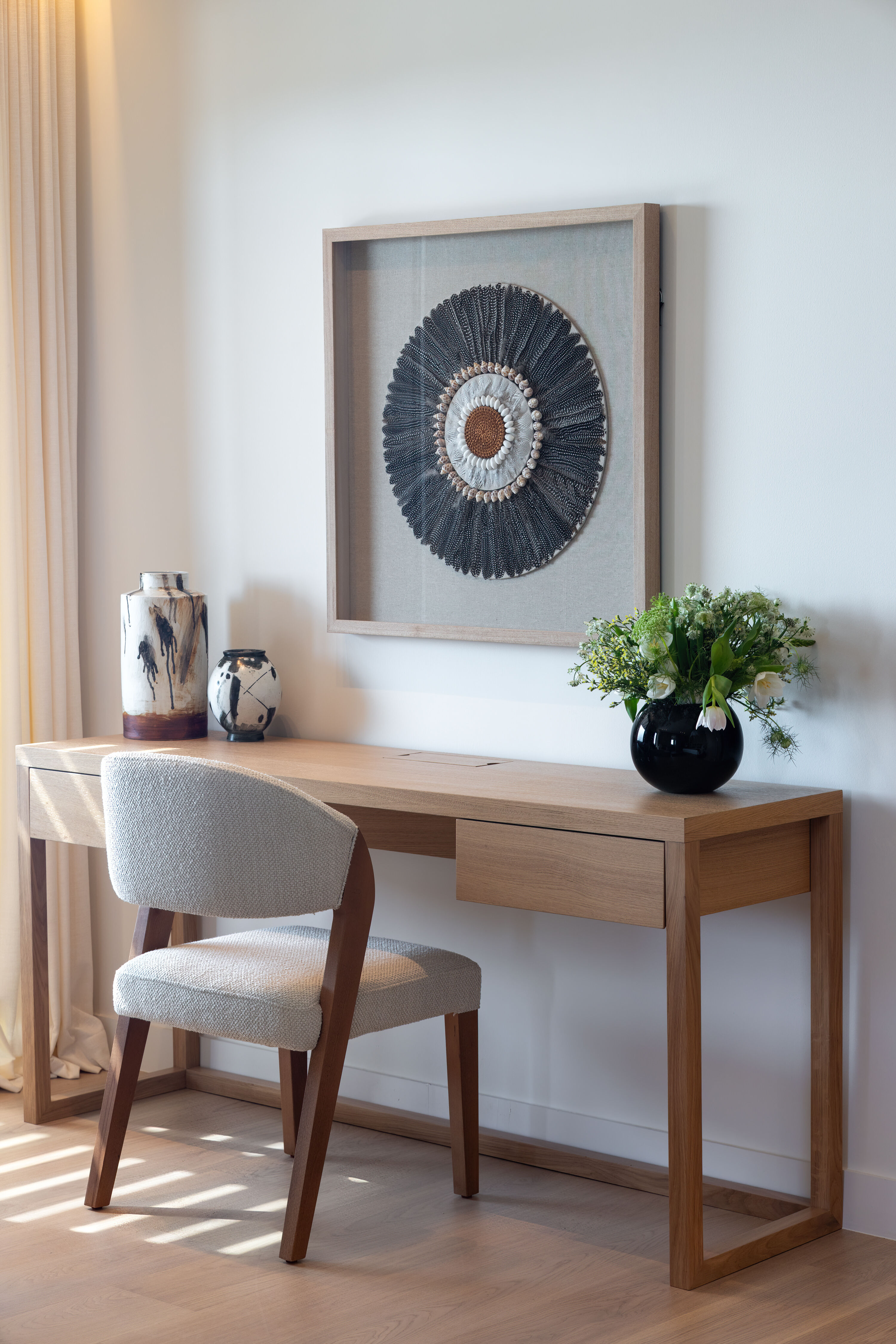 Lithos Residence Gallary Image 3