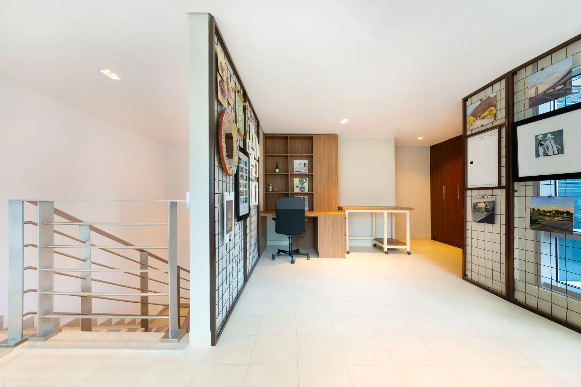 Bay Central Gallary Image 4