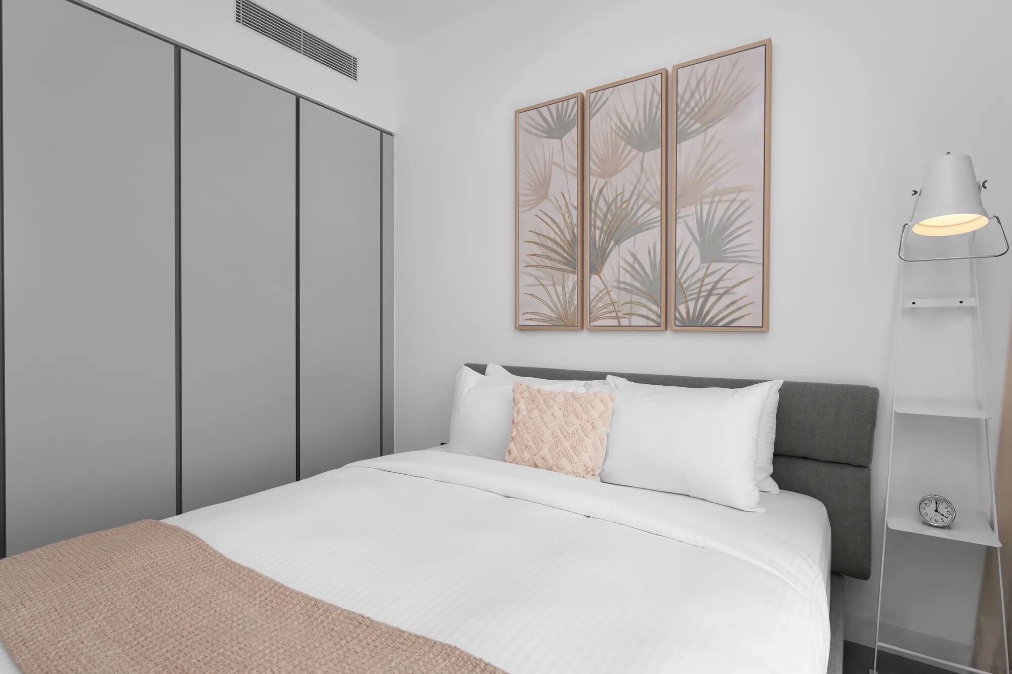 Sunrise Bay Tower 1 Gallary Image 2