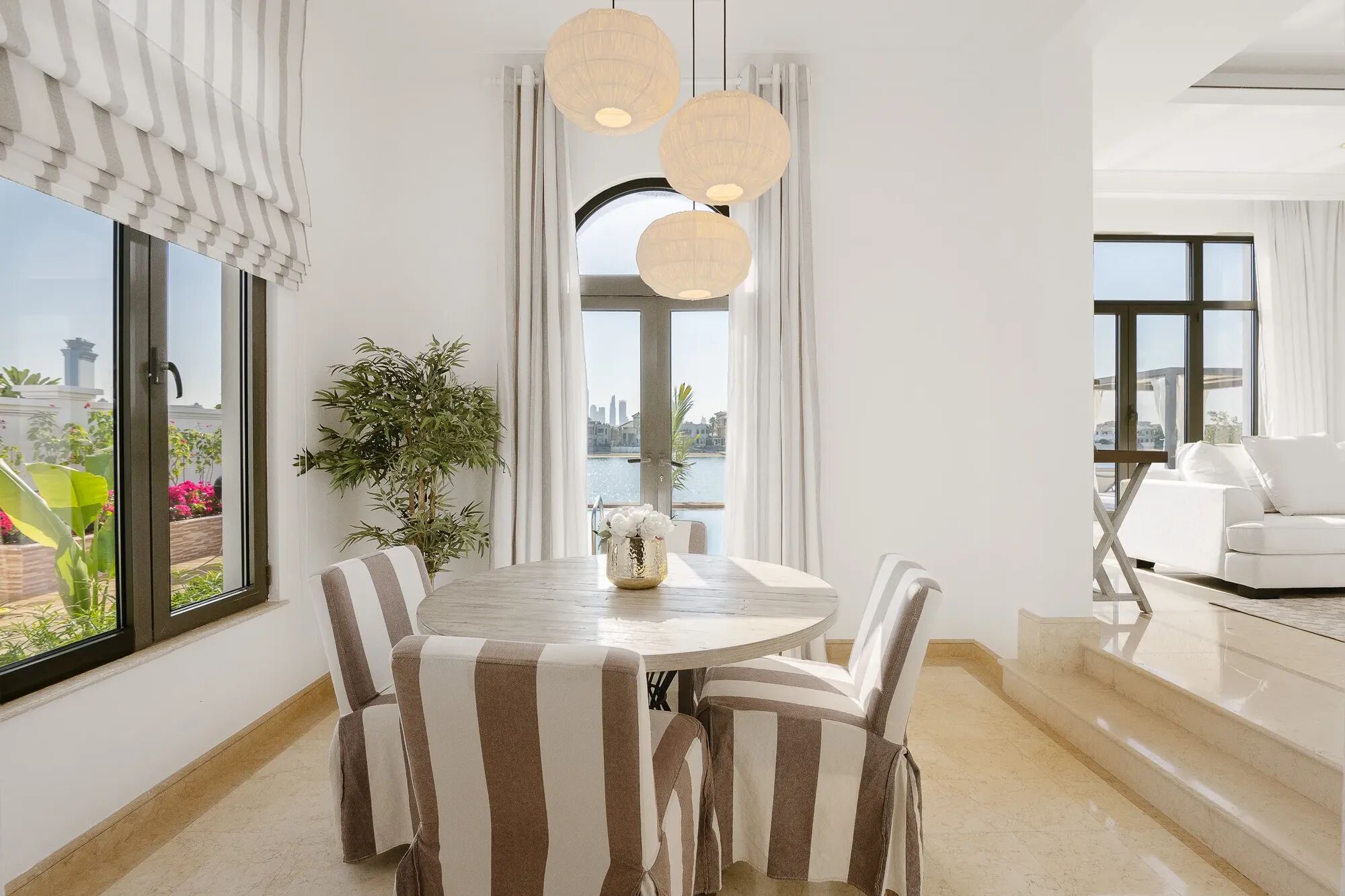 Villa Gone Coastal Gallary Image 3