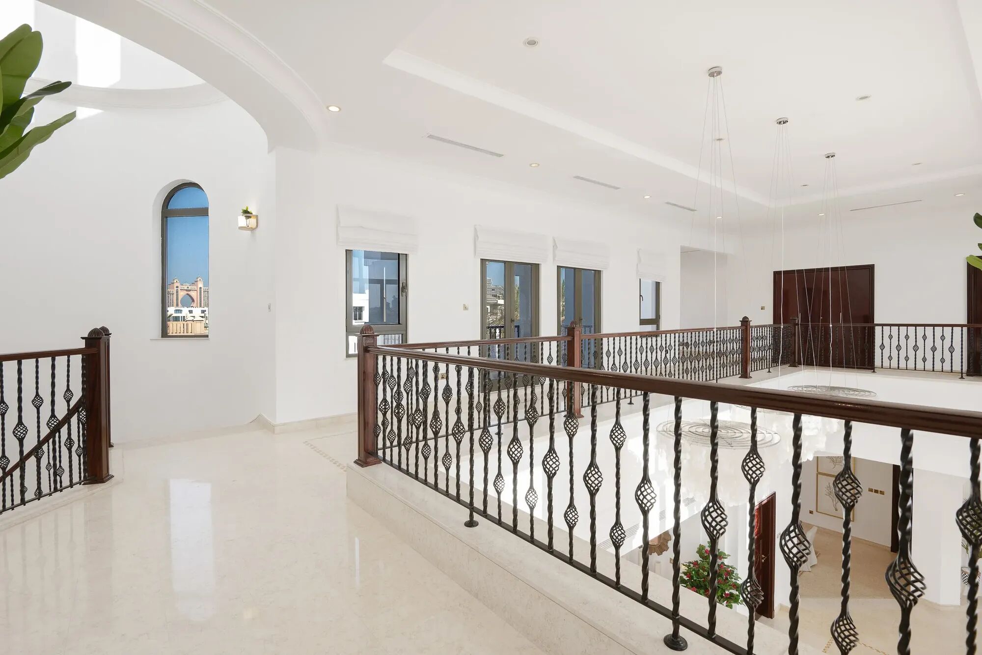 Villa Gone Coastal Gallary Image 2