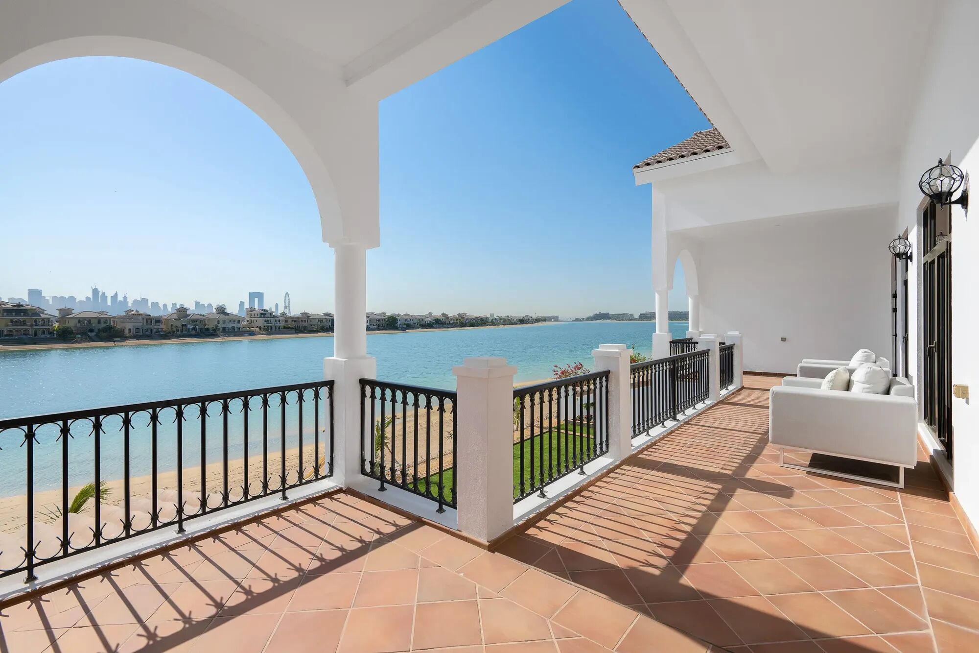 villa-gone-coastal-image-4