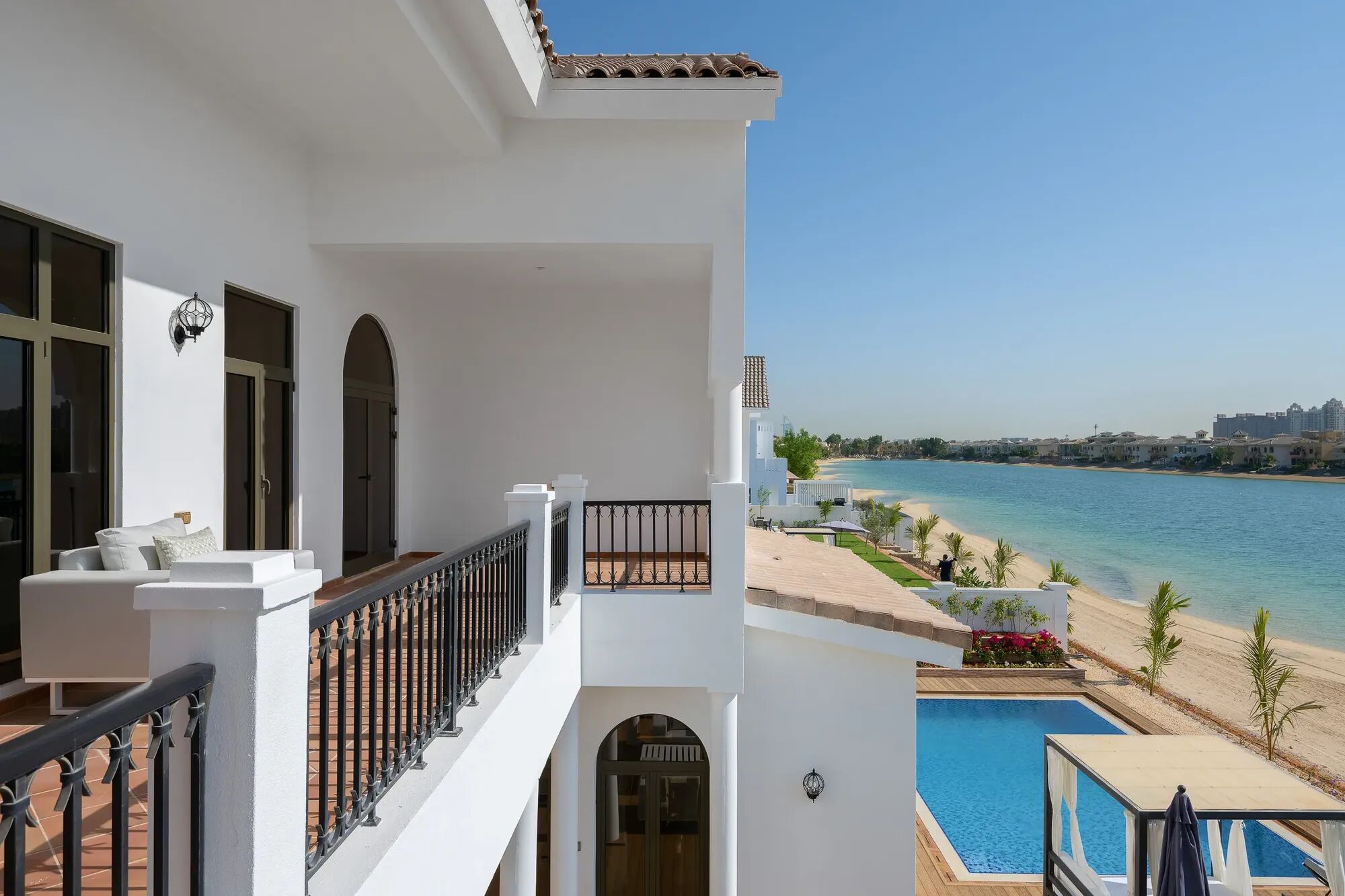 villa-gone-coastal-image-3