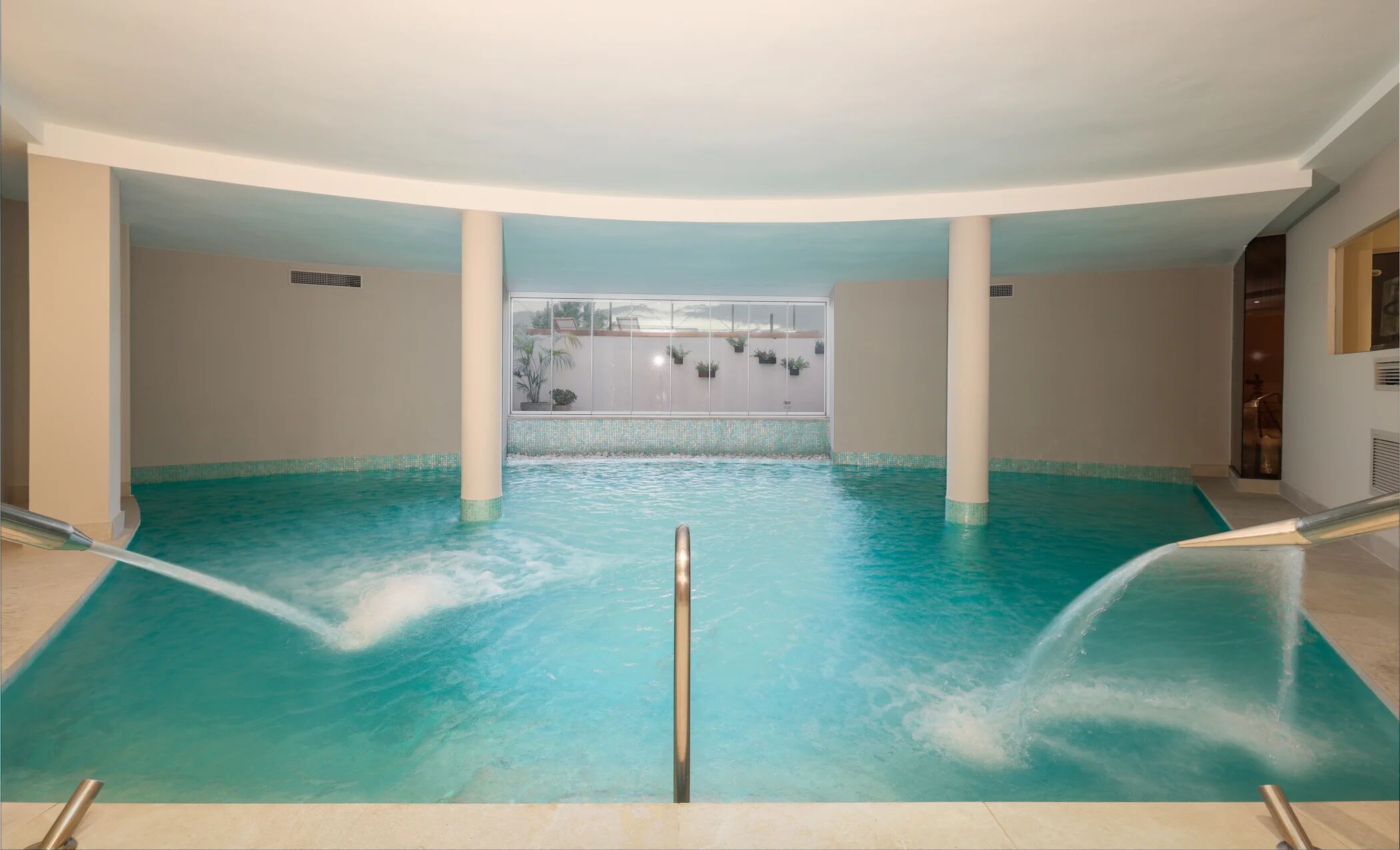 Villa Athenea Gallary Image 2