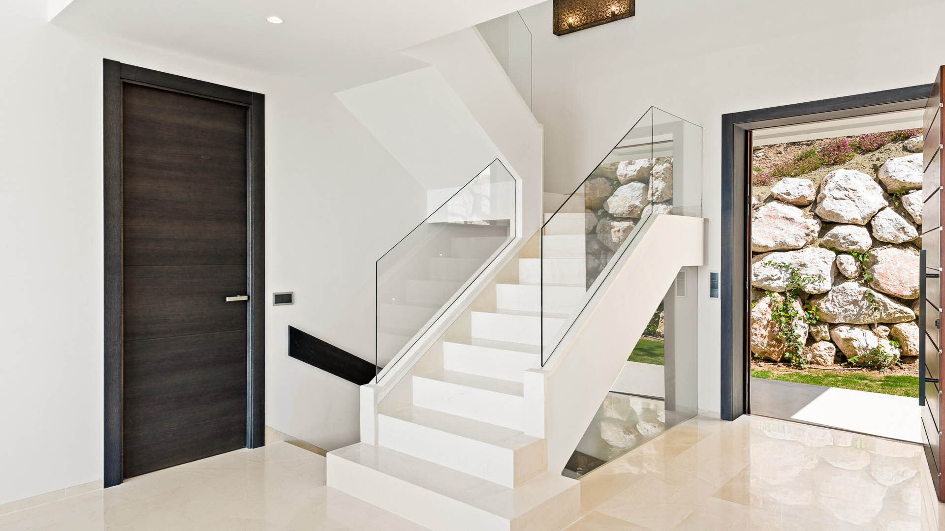 Villa V Gallary Image 2