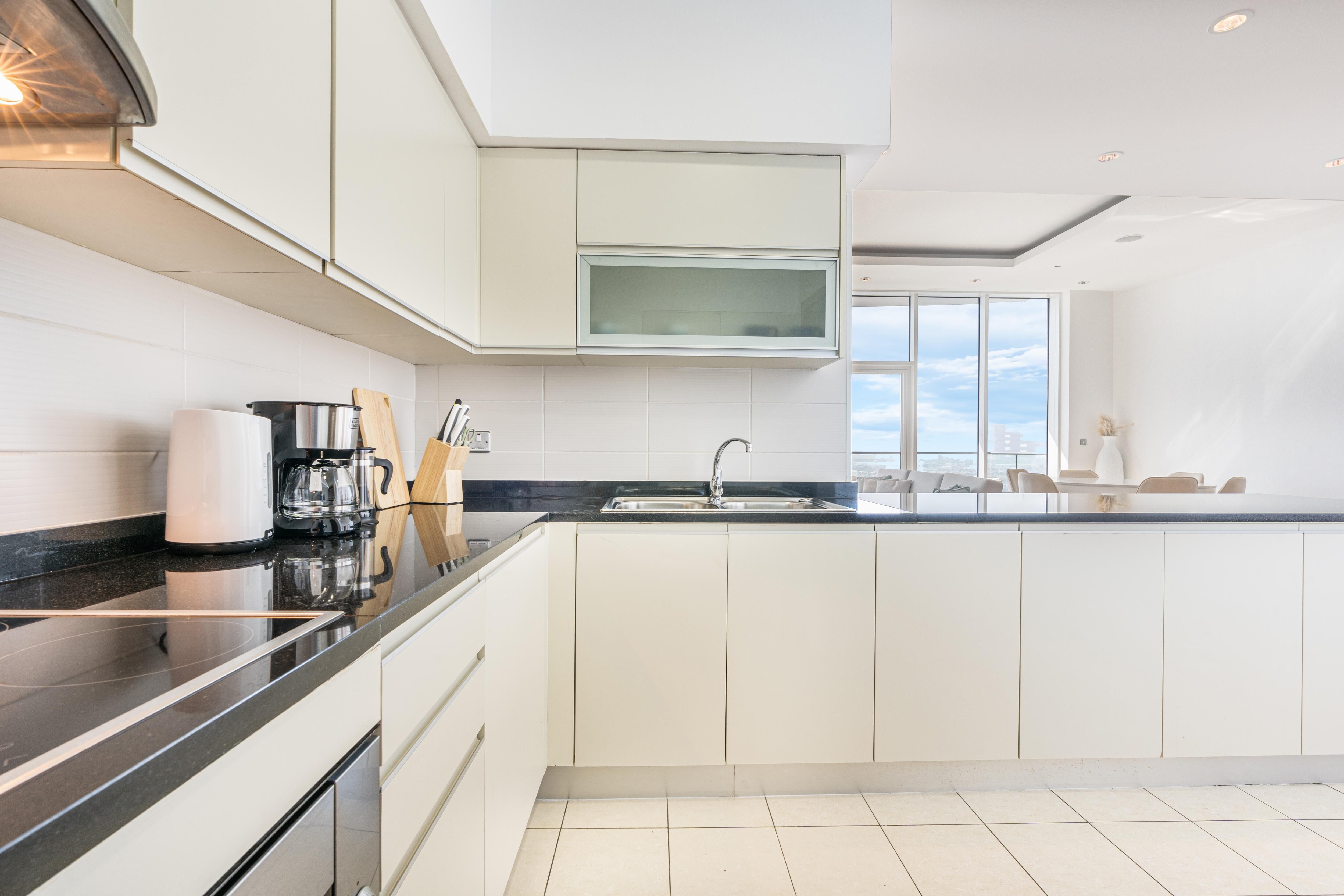 Ocean View Abode Gallary Image 3