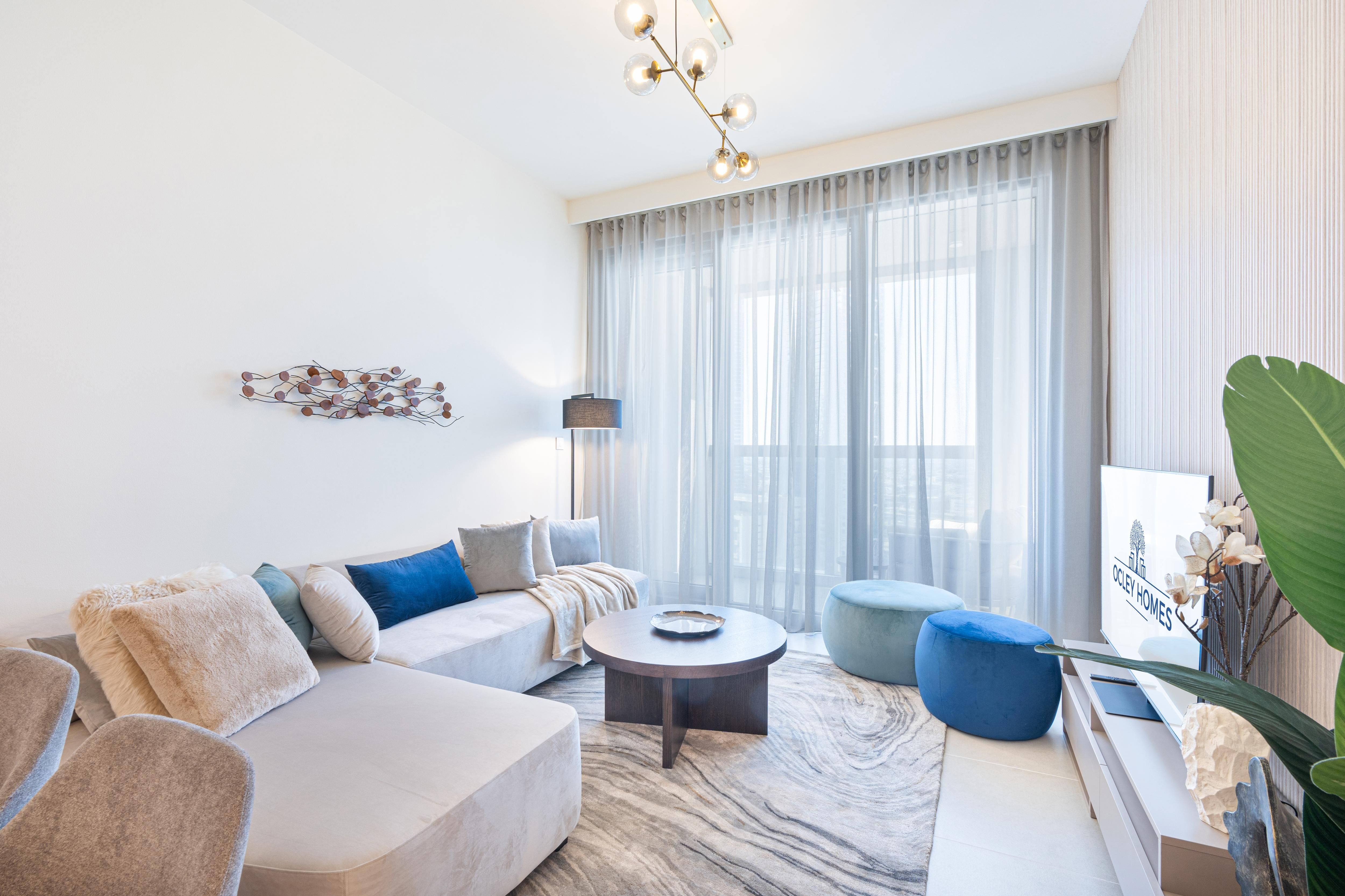 pearlescent-nights-image-1