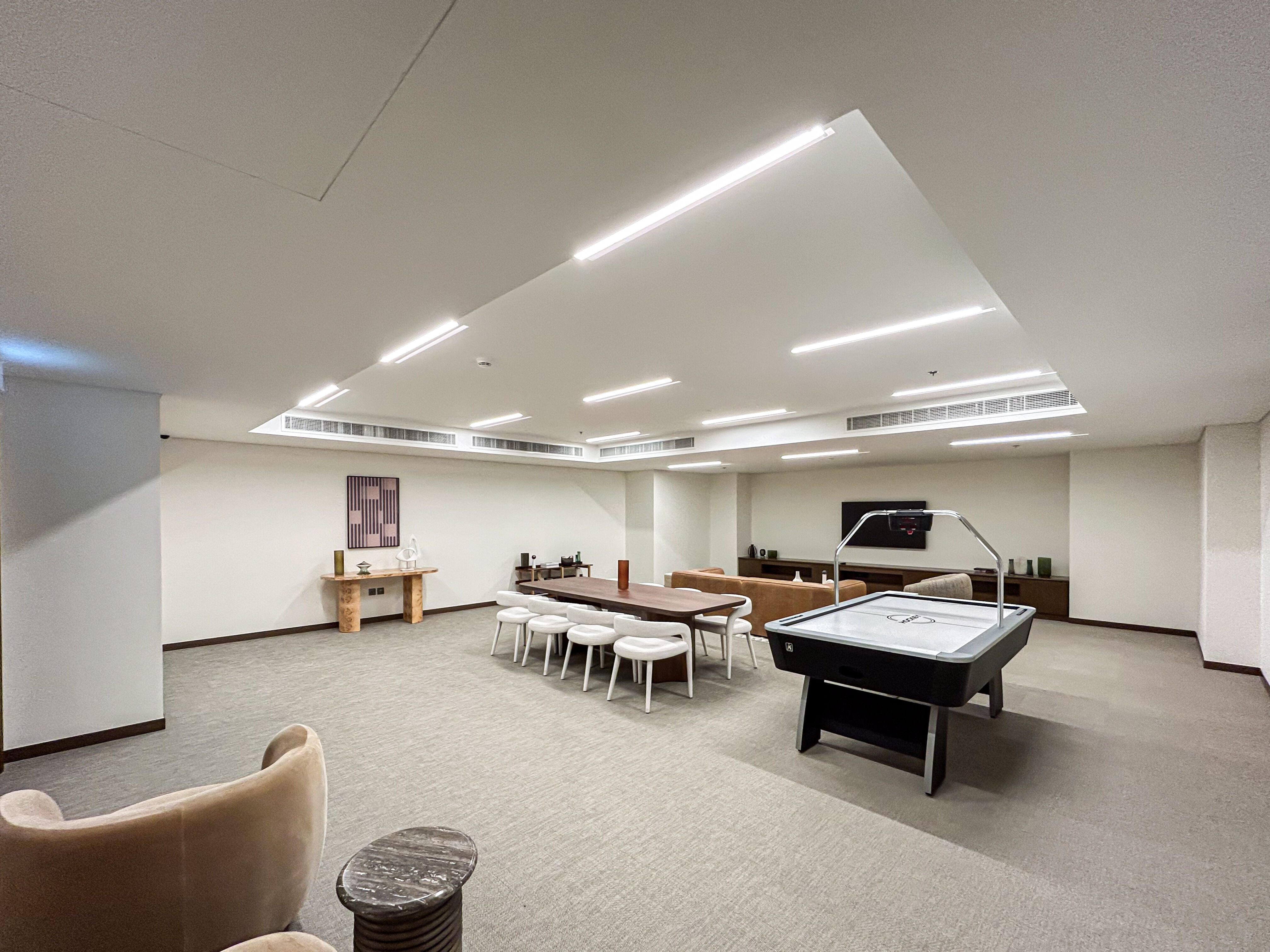 Pearlescent Nights Gallery Image 5