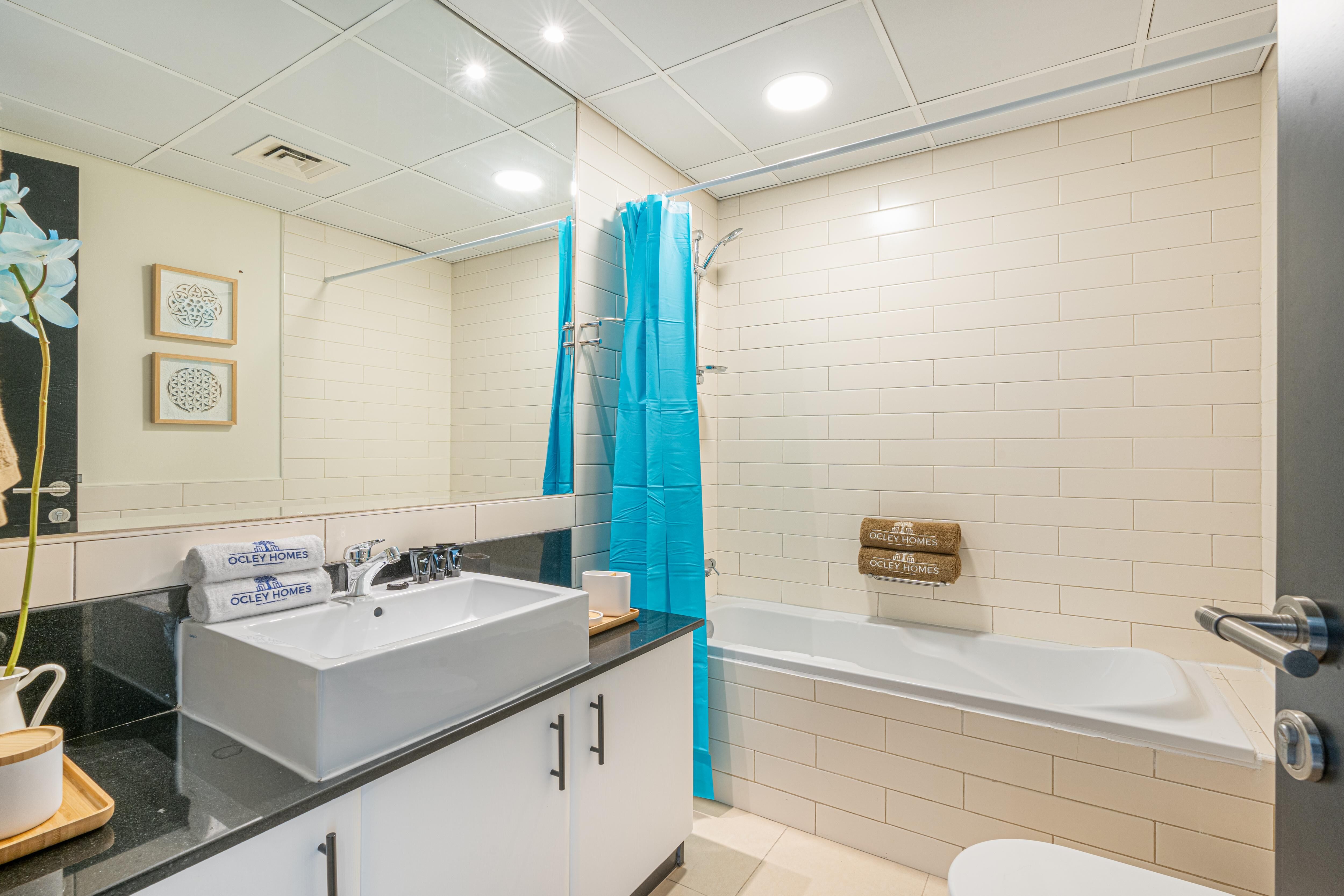 Yacht Bay Stay Gallery Image 3