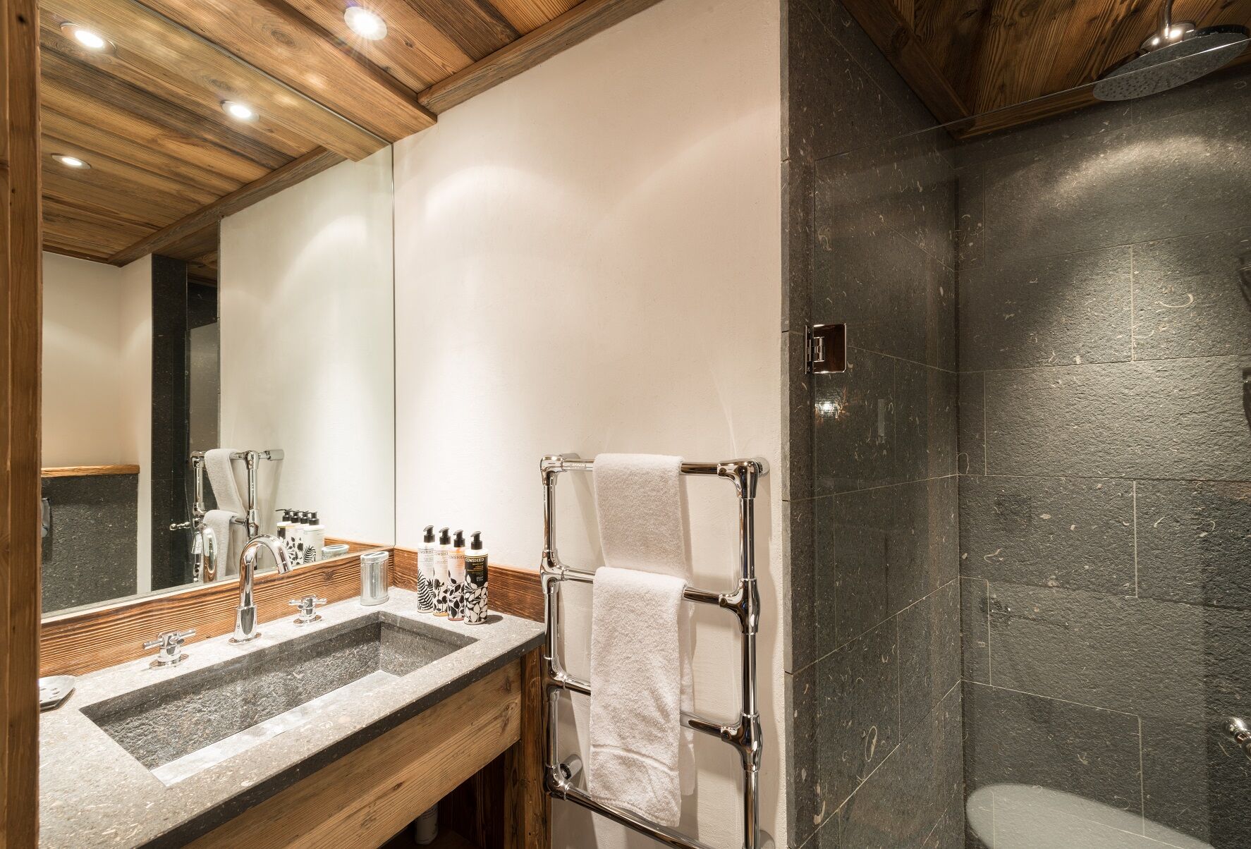 Chalet Genepy Gallary Image 4