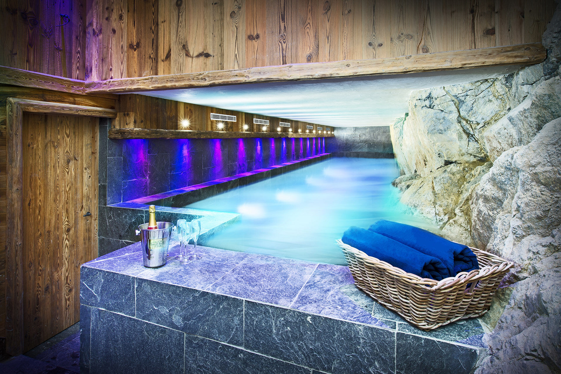 Chalet Genepy Gallary Image 1