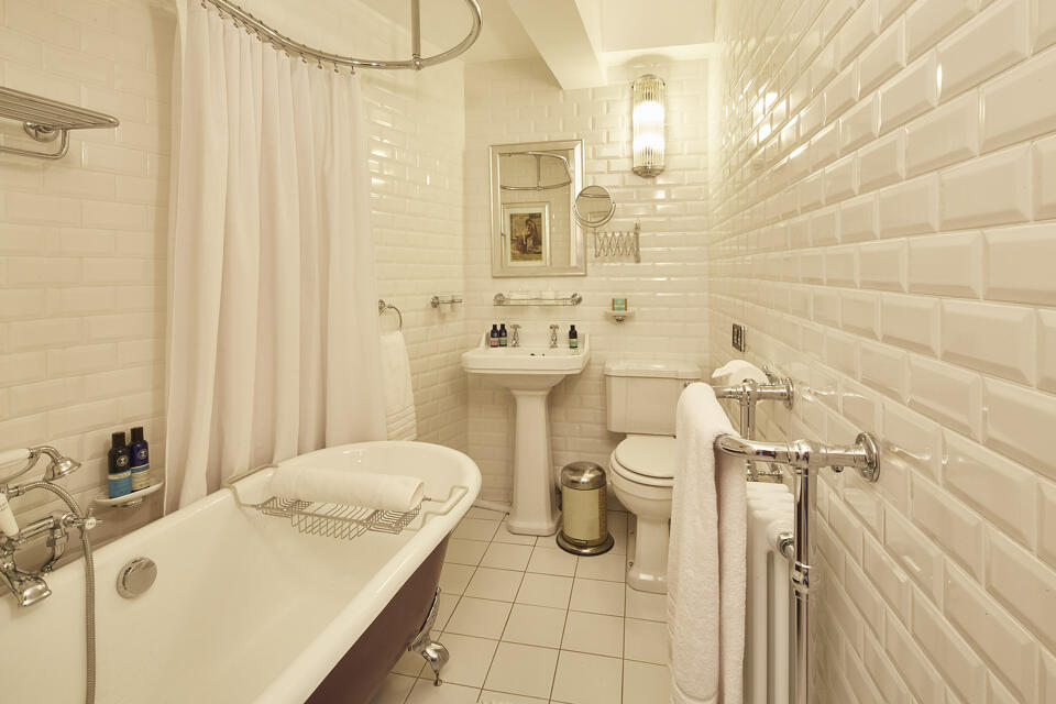 Chalet Iona Gallery Image 1