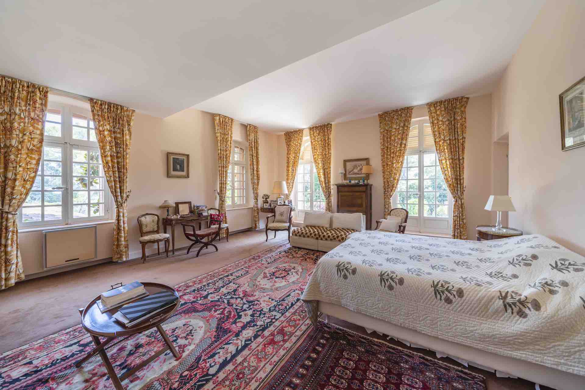 Domaine de Valbonne Gallary Image 2