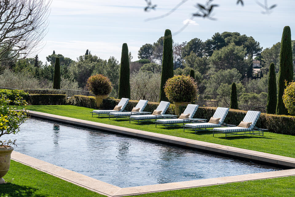 Le Manoir Gallery Image 1