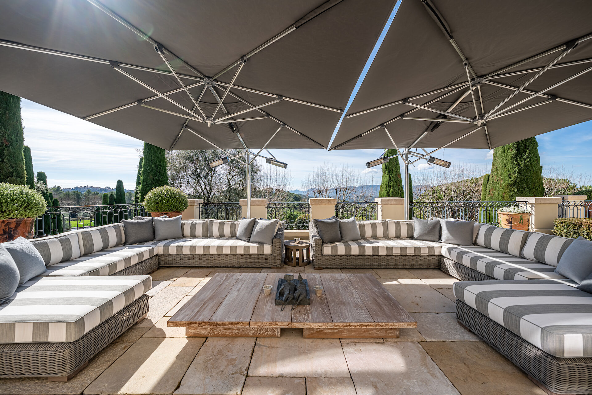 Le Manoir Gallary Image 4