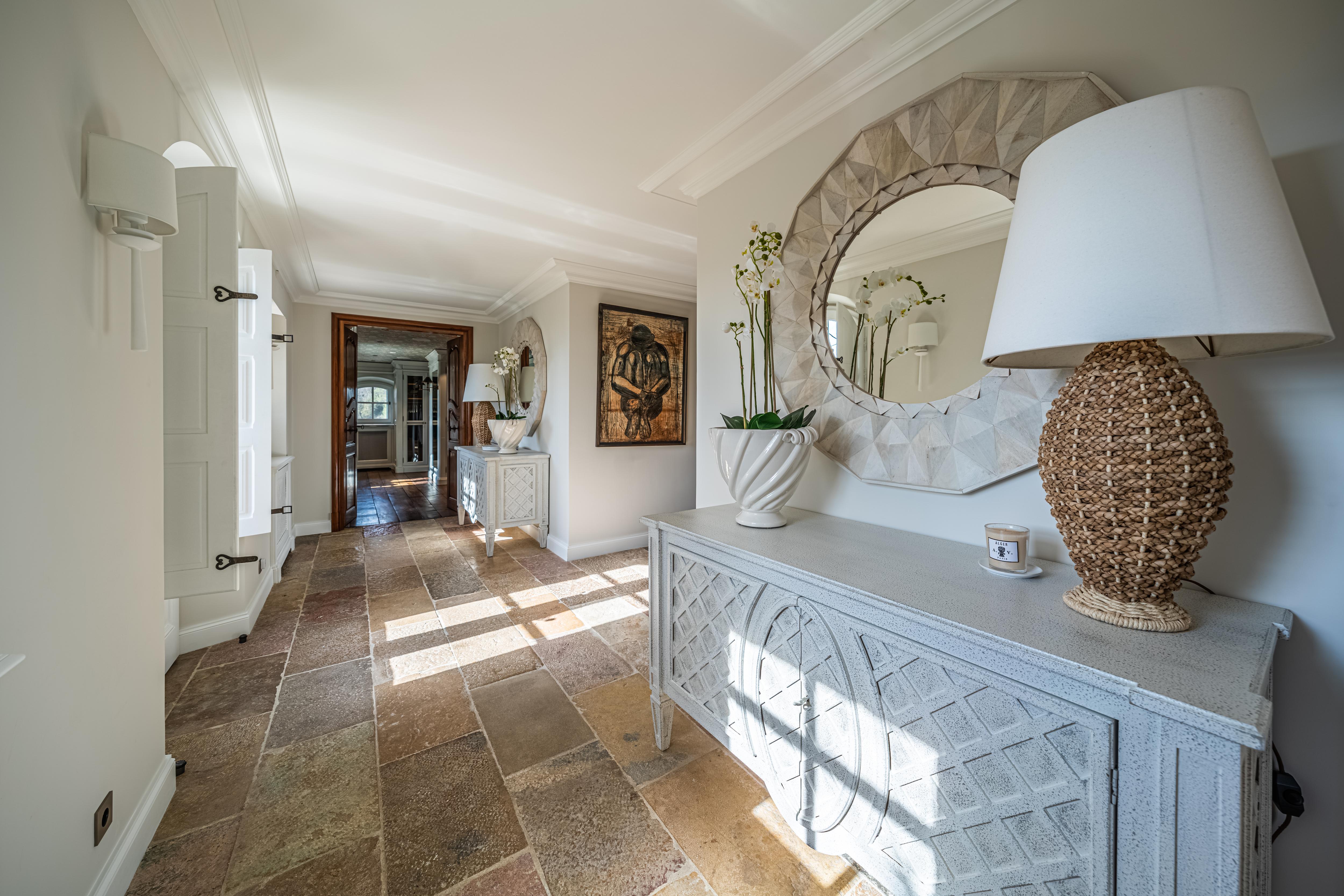 Le Manoir Gallary Image 6