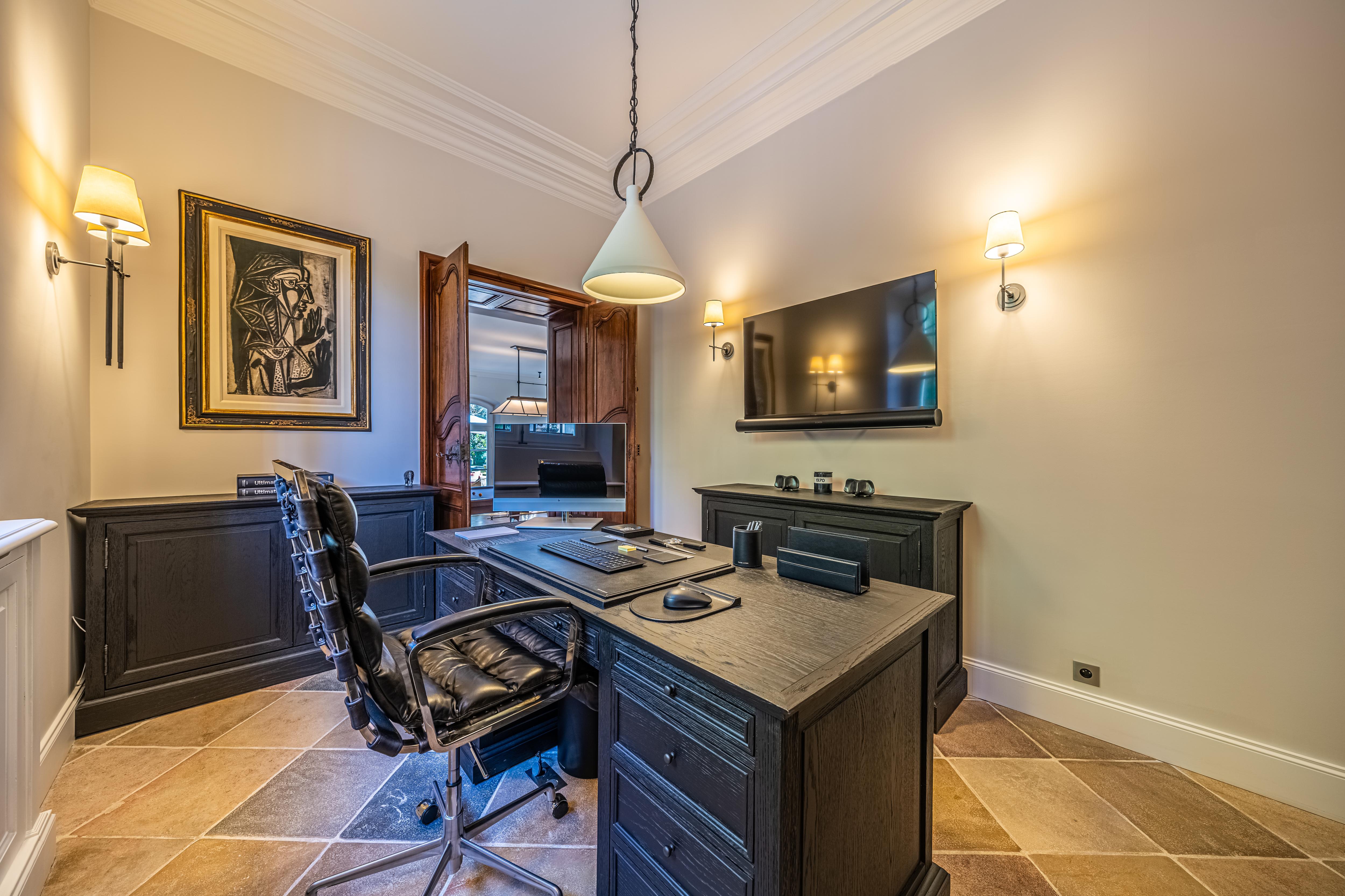 Le Manoir Gallary Image 5