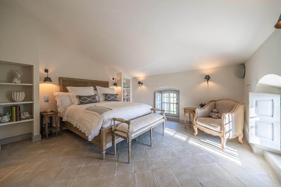 Le Manoir Gallery Image 2