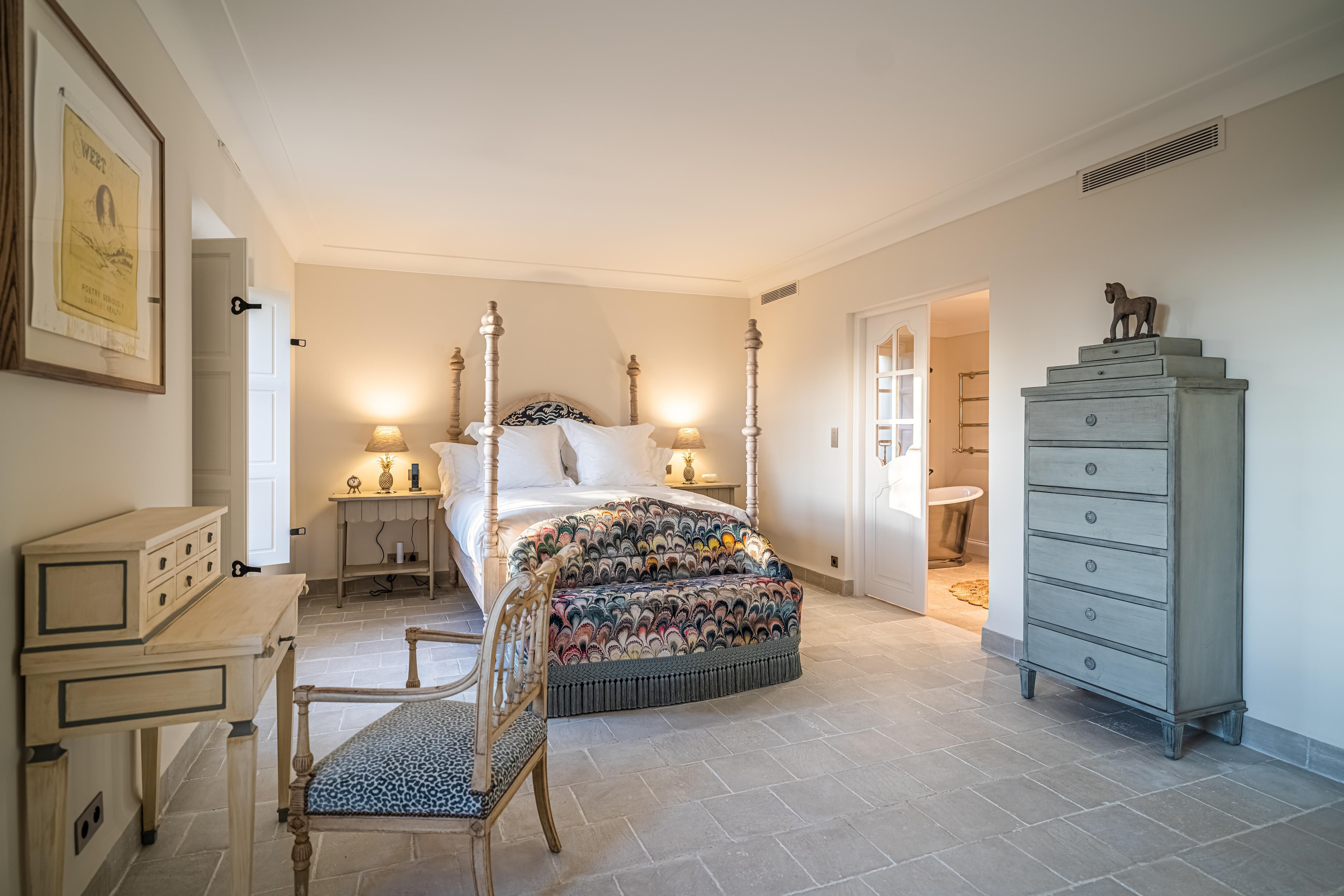 Le Manoir Gallary Image 1
