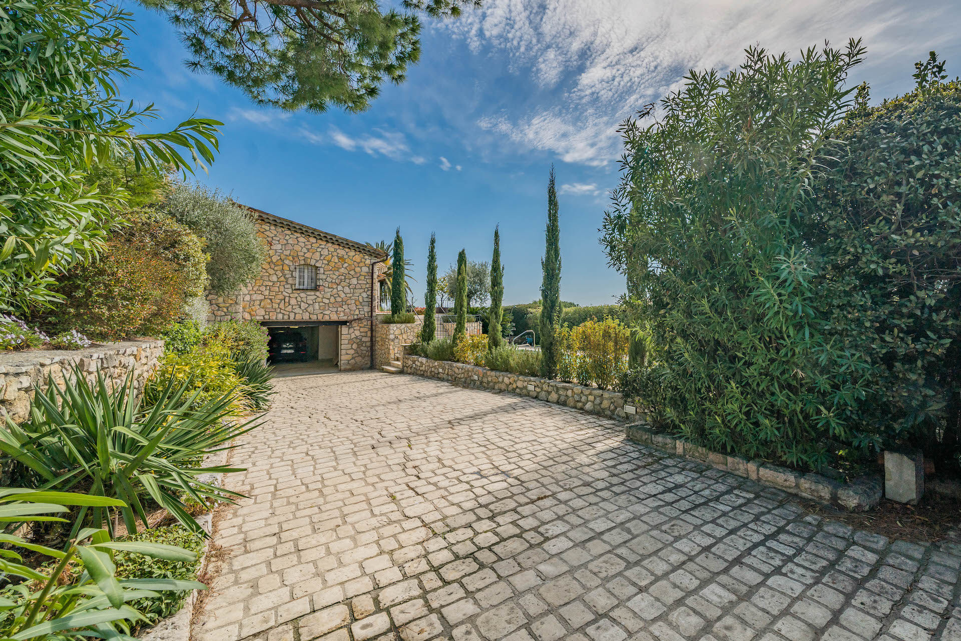 Villa Alina Gallary Image 3