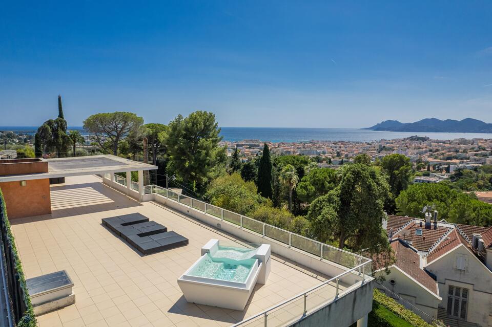 Villa Apollo Gallery Image 2