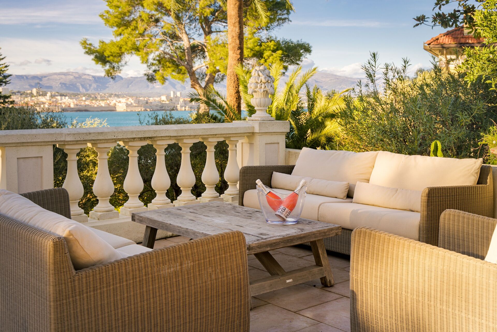Villa Arista Gallary Image 3