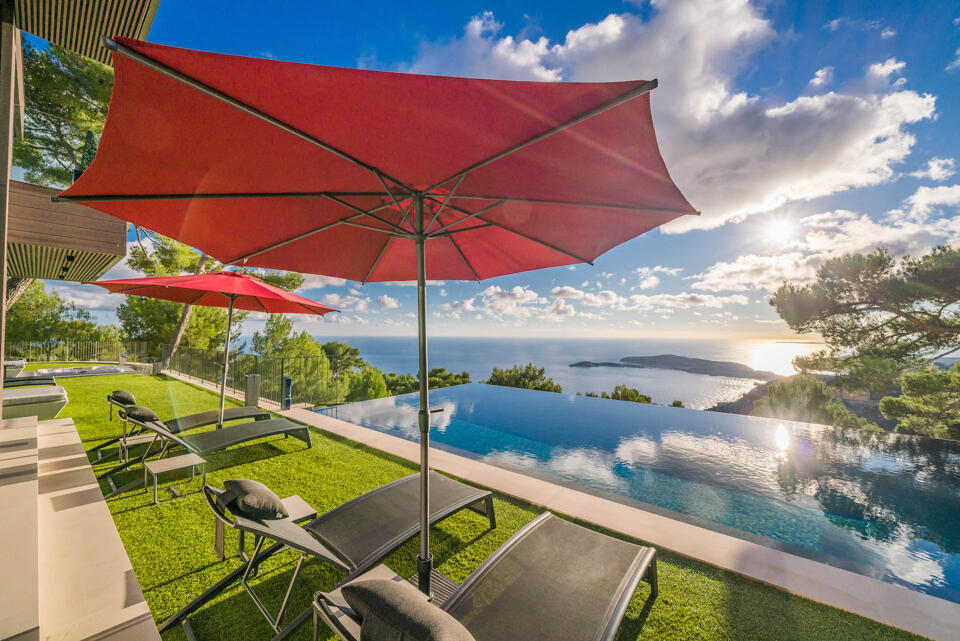 Villa Azura Gallery Image 5